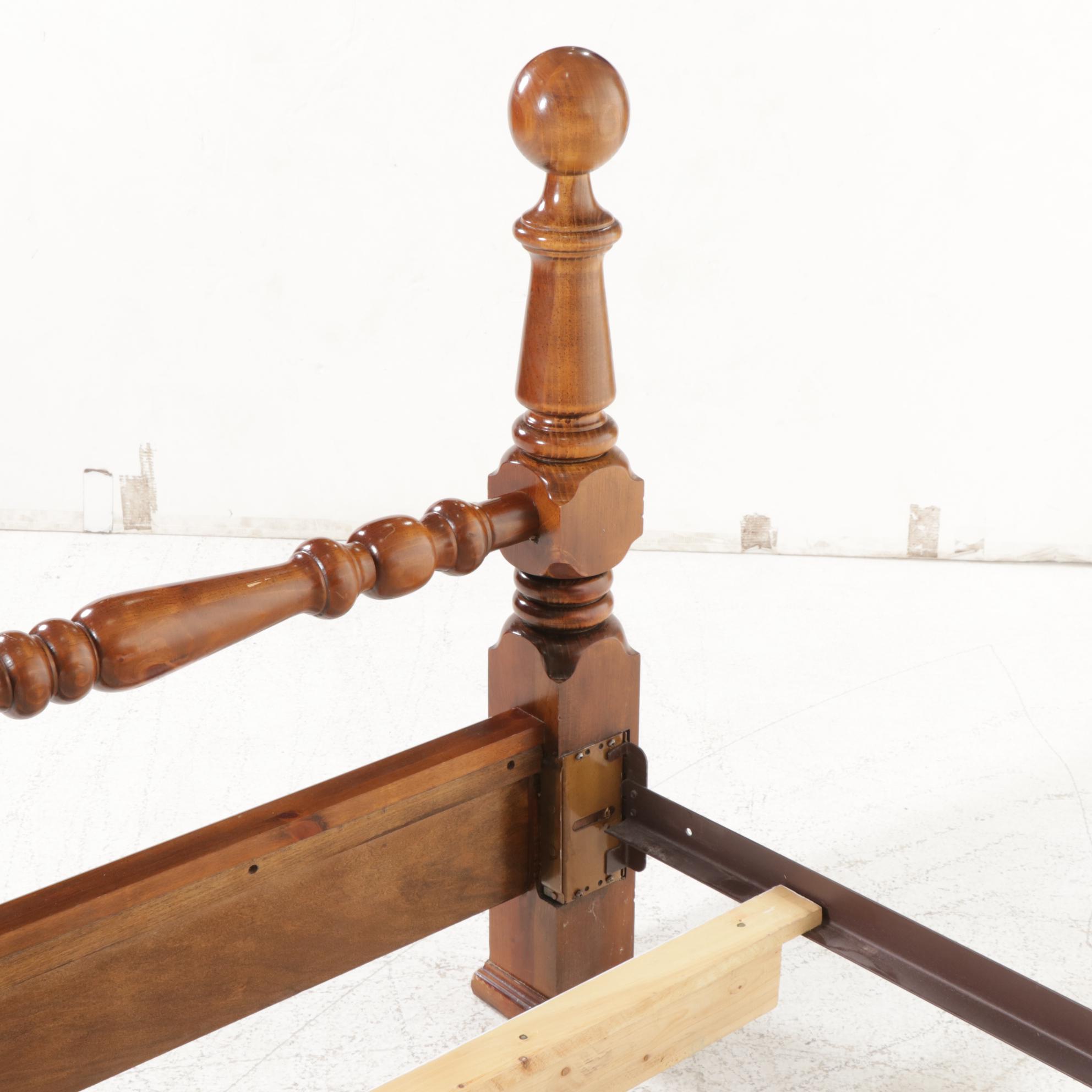 Pine Queen/Full Size Headboard and Footboard with Cannonball Finials