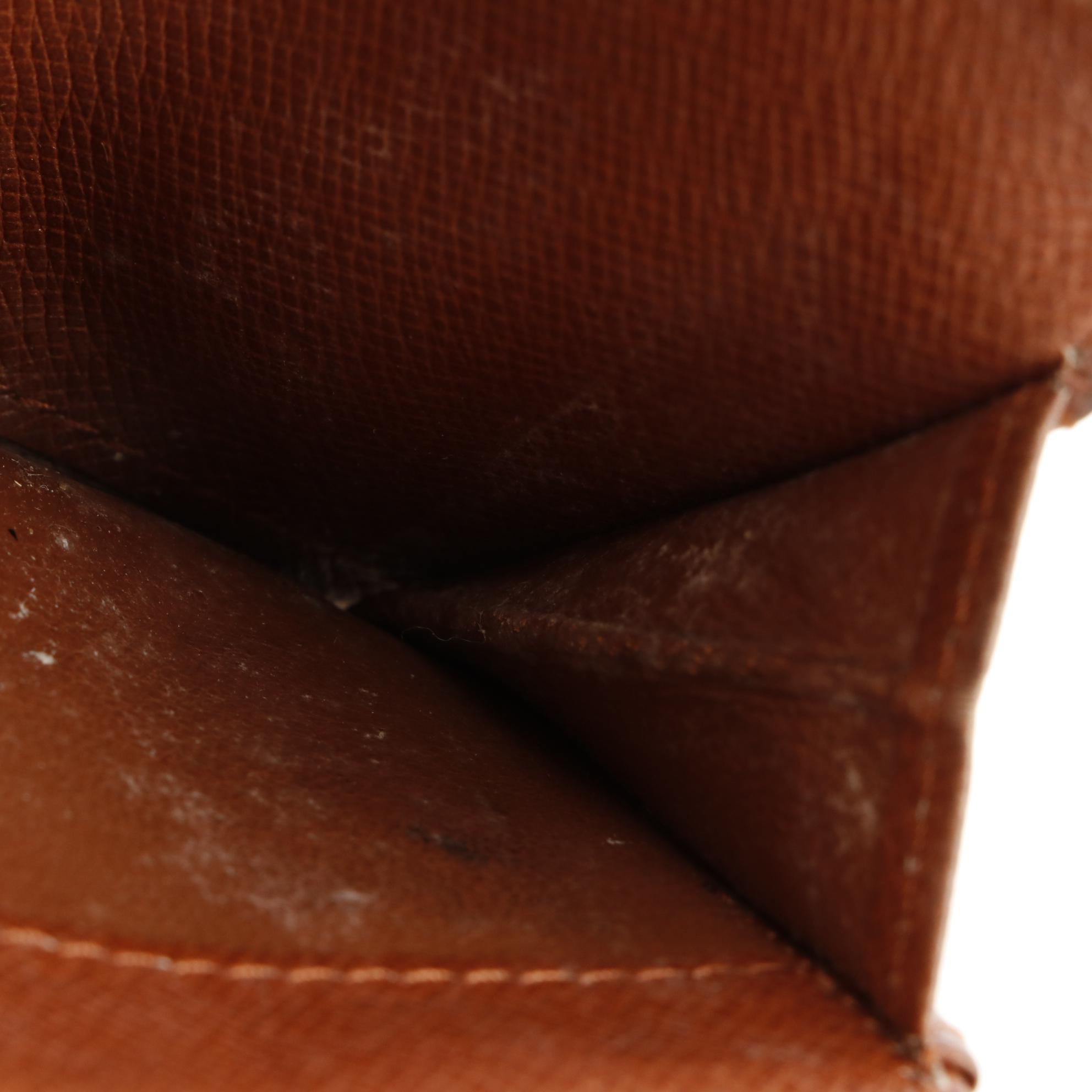 Louis Vuitton Coin Purse in Monogram Canvas