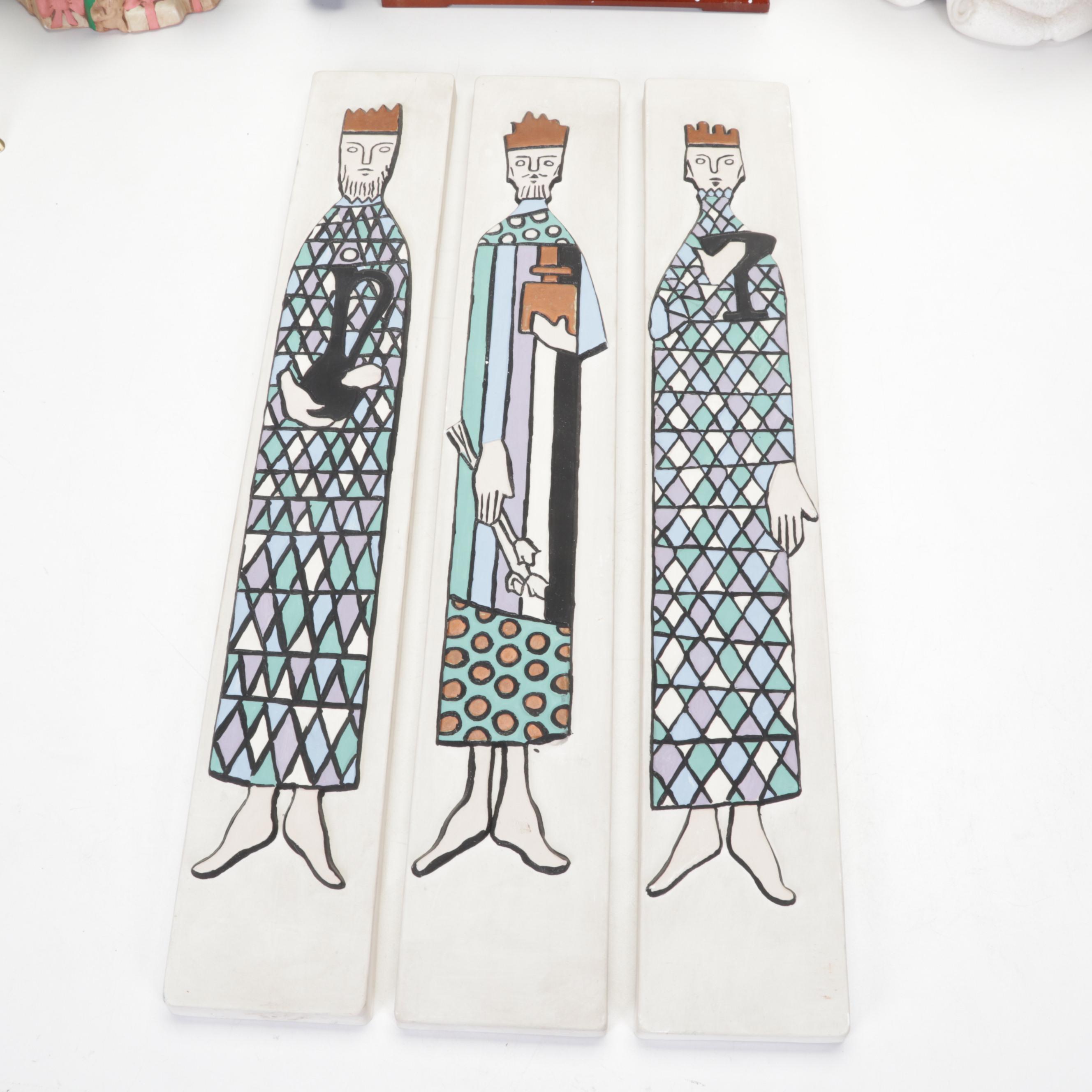 Mr. Christmas Symphonium with Other Christmas Décor