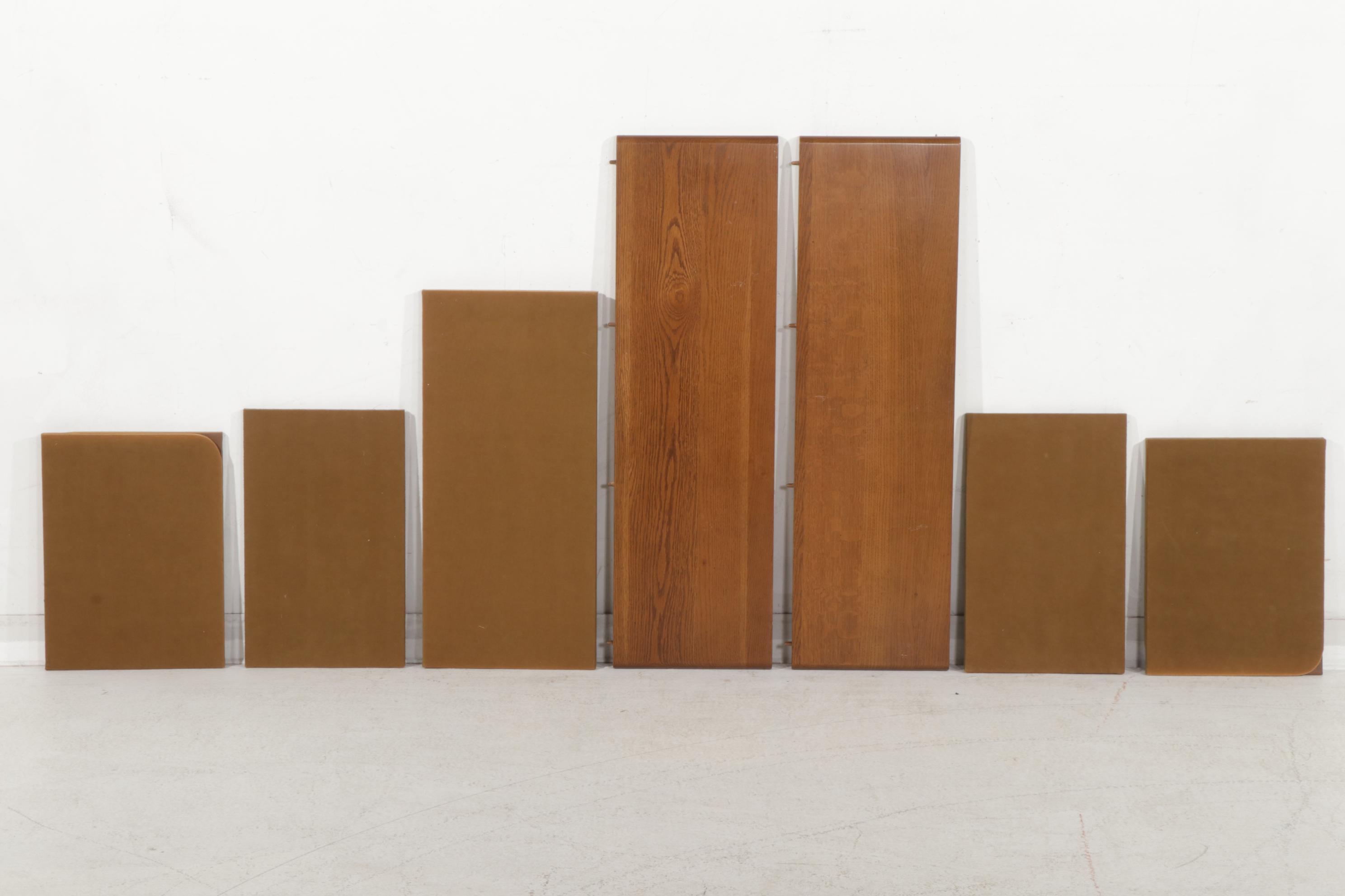 Cherokee "Royal Charter" Oak and Chestnut Drop-Leaf Seven-Piece Dining Set