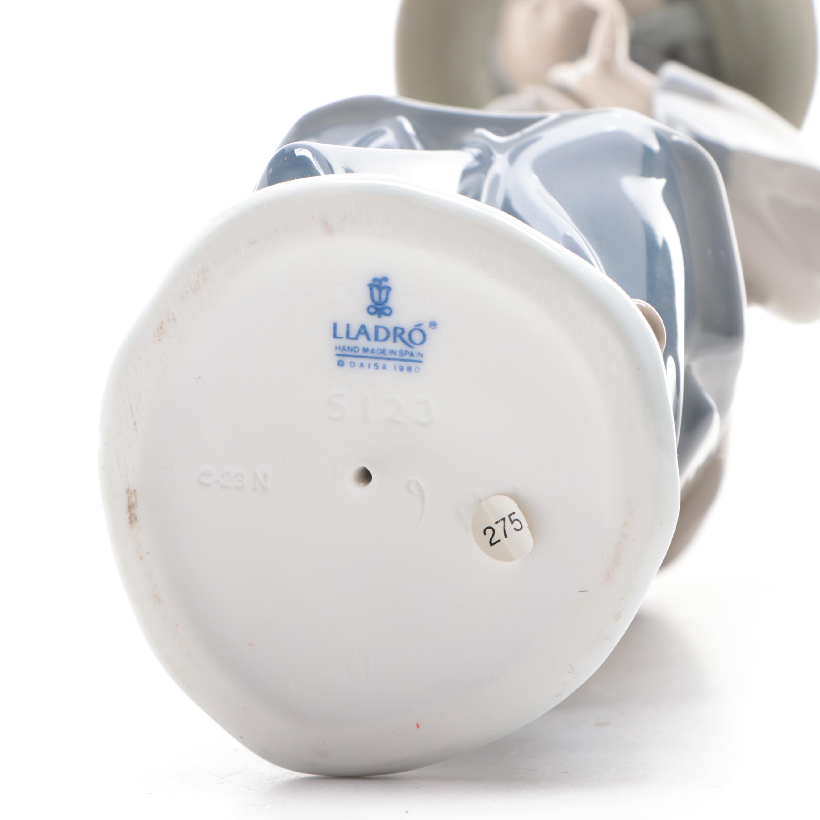 Lladró "Chinese Lady with Baby on Her Back" Porcelain Figurine by Salvador Debón