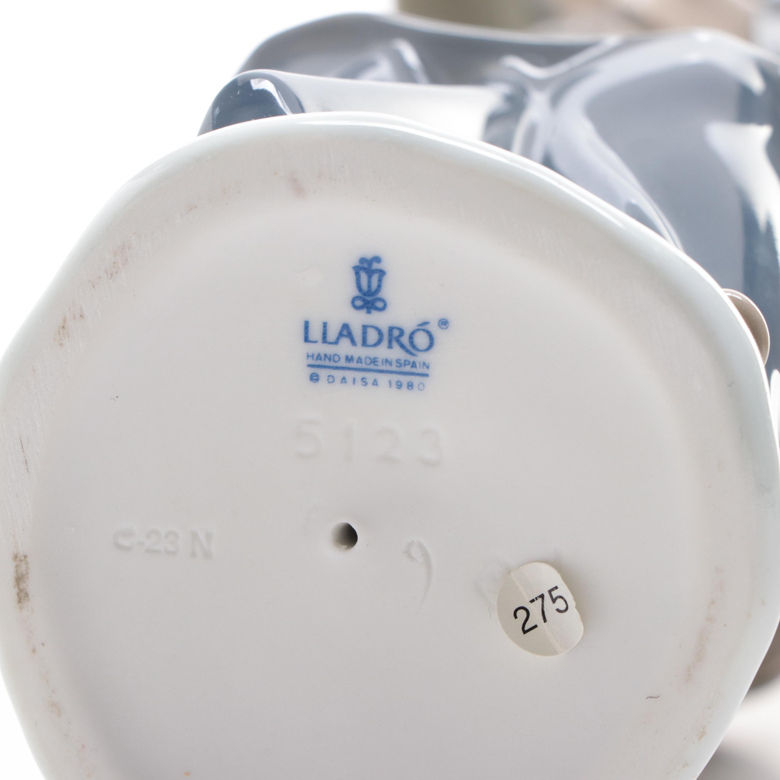 Lladró "Chinese Lady with Baby on Her Back" Porcelain Figurine by Salvador Debón