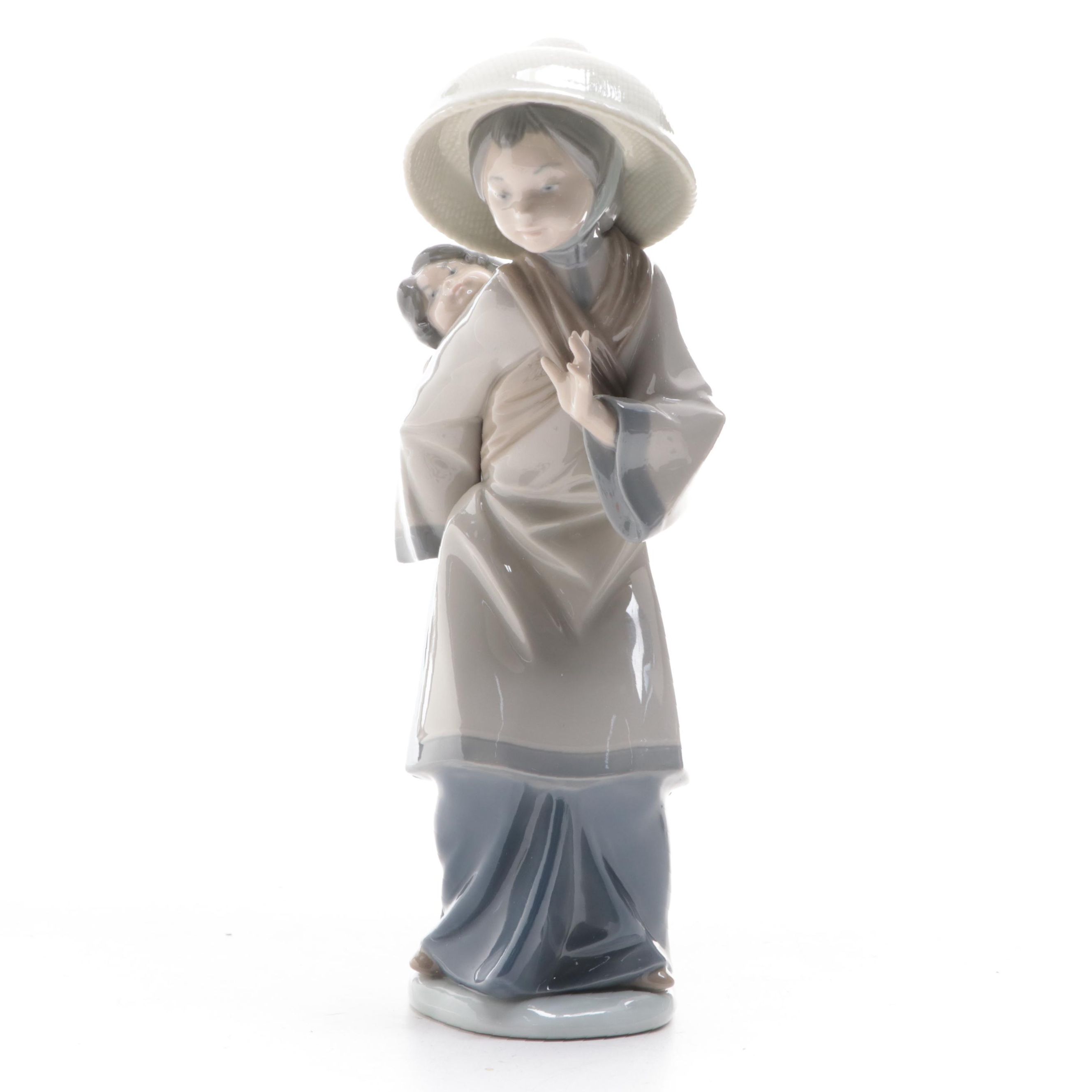 Lladró "Chinese Lady with Baby on Her Back" Porcelain Figurine by Salvador Debón