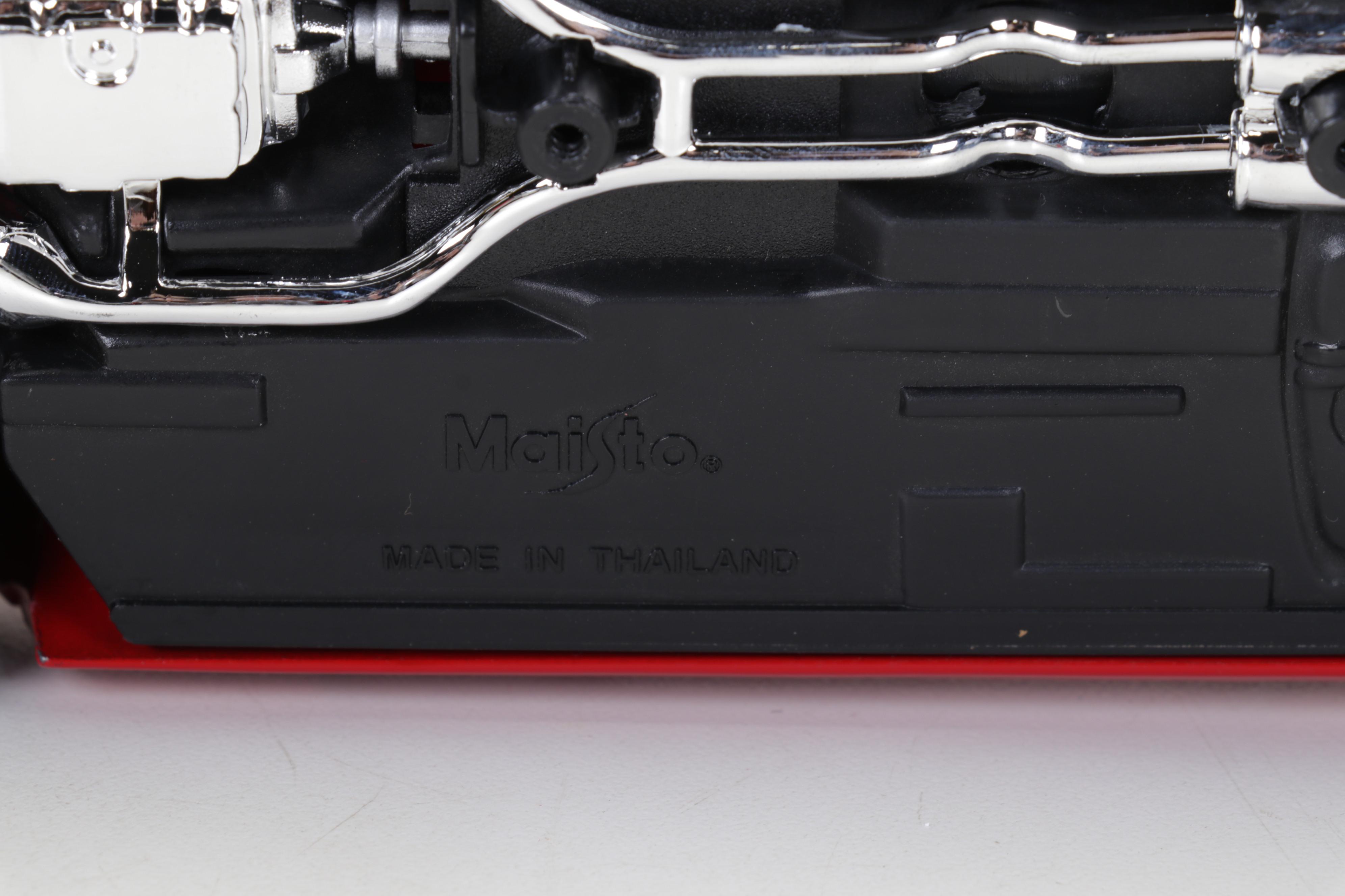 Ford Thunderbird, Audi TT Roadster and Other Diecast Cars