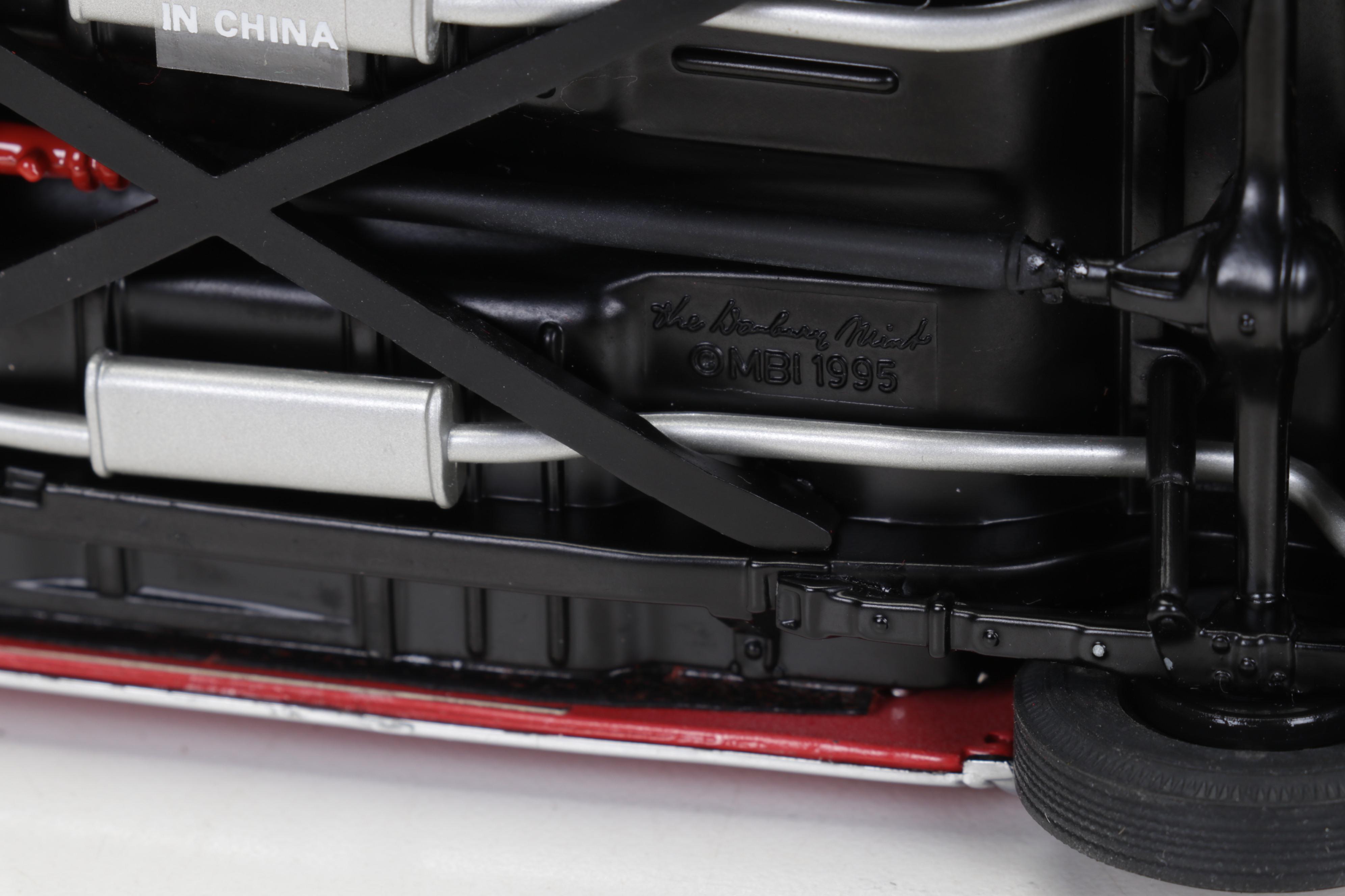 Danbury Mint, Road Legends and More Diecast Metal Classic Cars