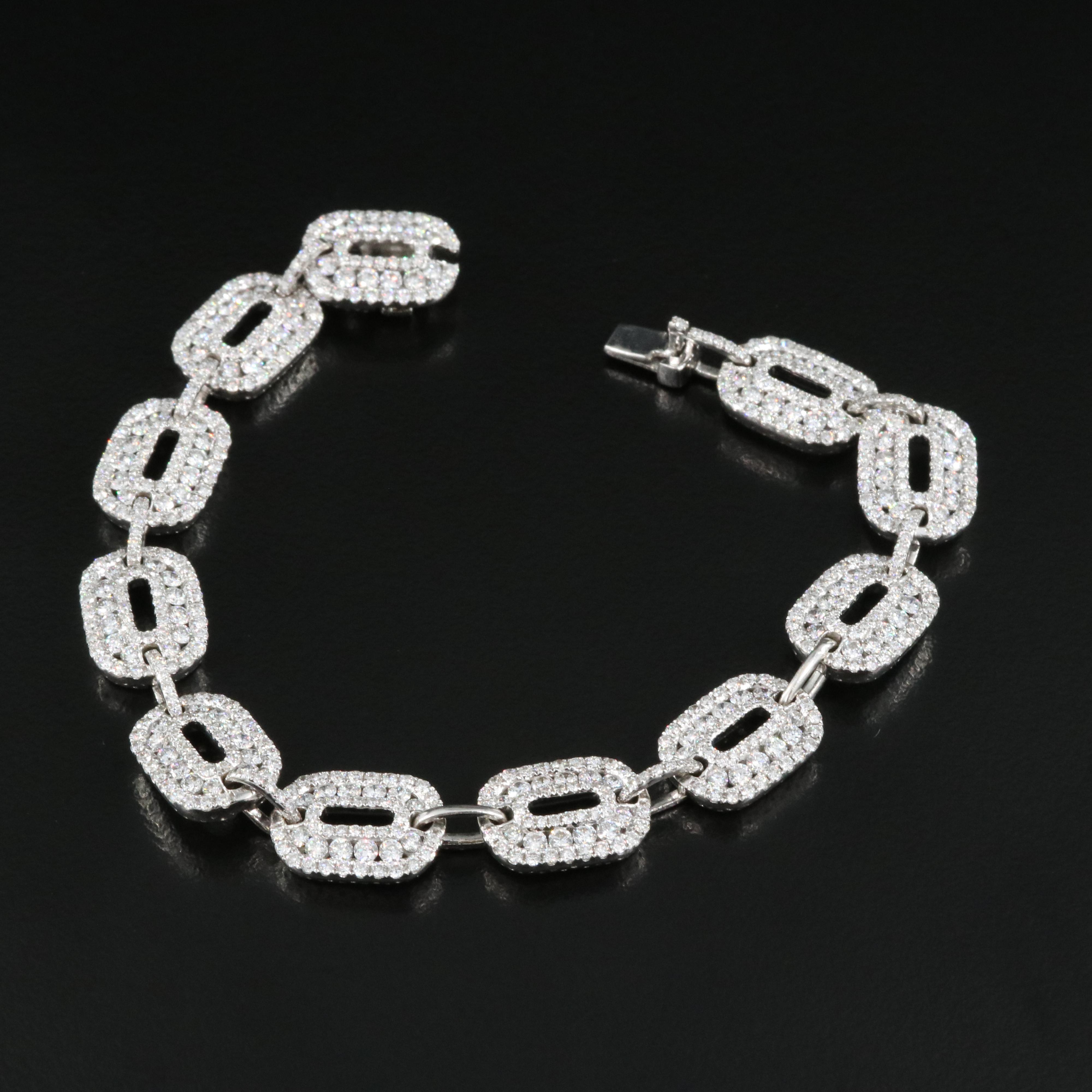Gregg Ruth 18K 6.00 CTW Diamond Rectangle Link Bracelet