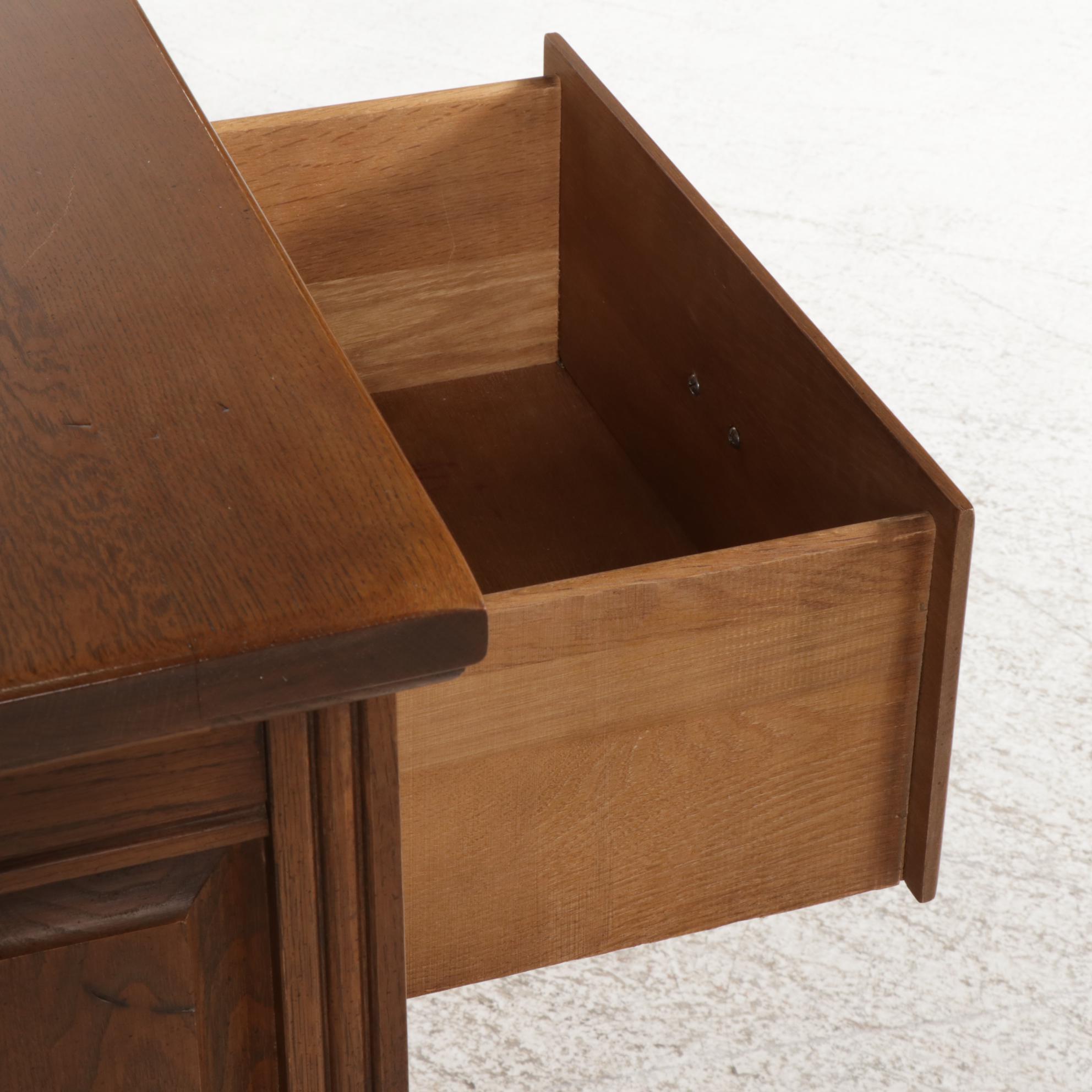 Cherokee "Royal Charter" Chestnut and Oak Sideboard and Hutch, Late 20th Century