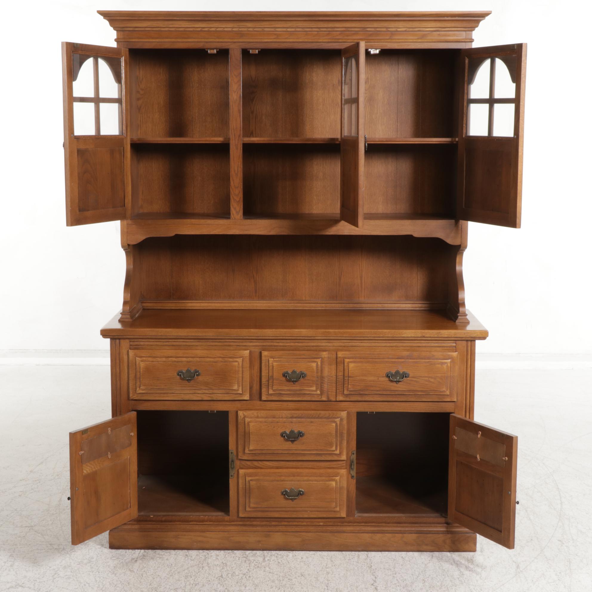 Cherokee "Royal Charter" Chestnut and Oak Sideboard and Hutch, Late 20th Century
