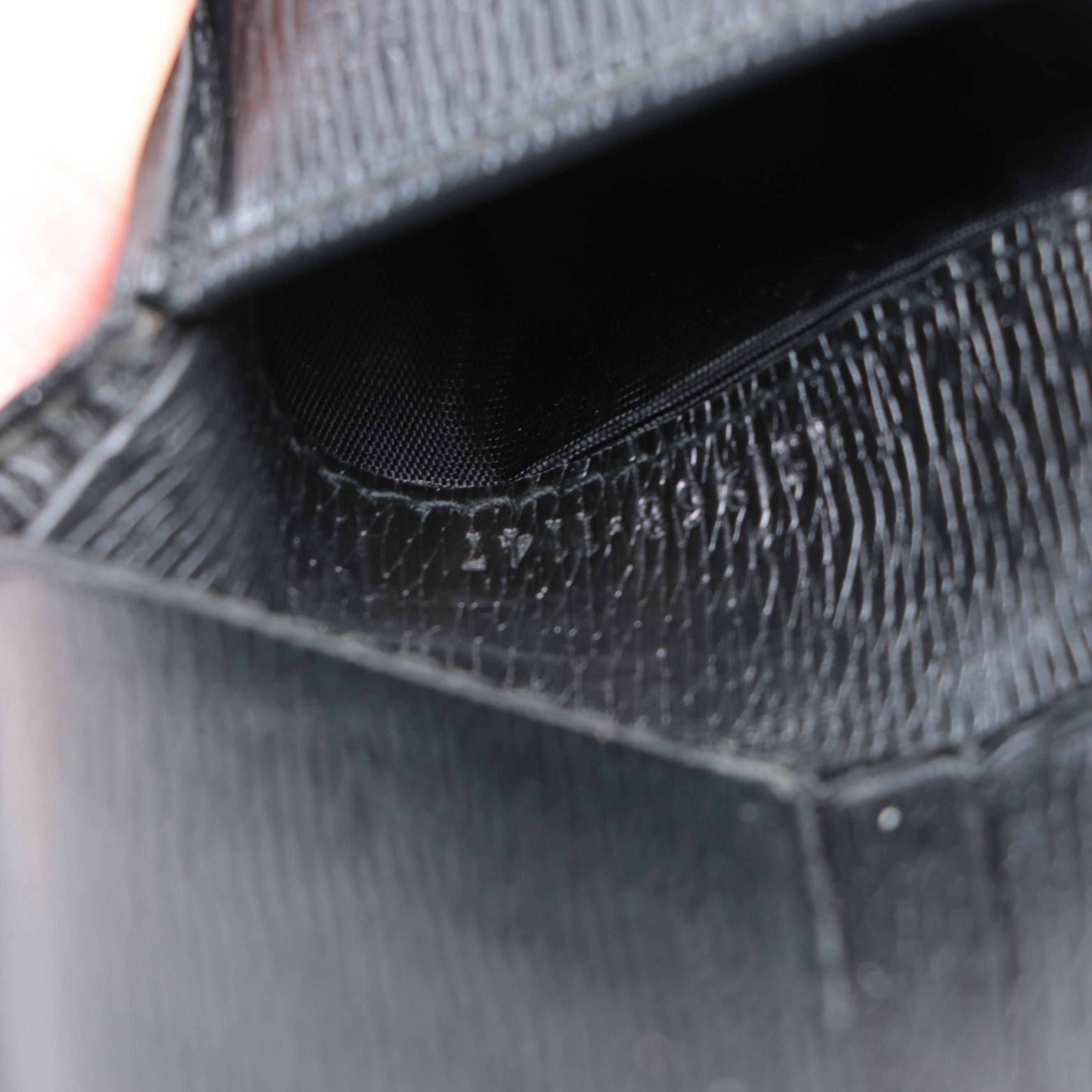 Gucci Kingsnake Print Bifold Wallet in Leather