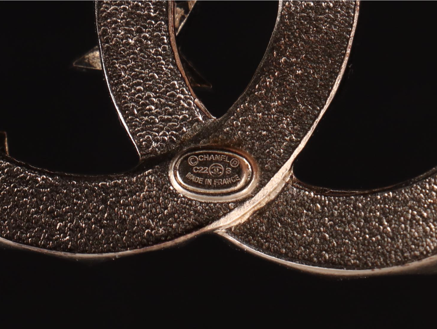 Chanel CC Crystal and Faux Pearl Embellished Star Brooch with Box