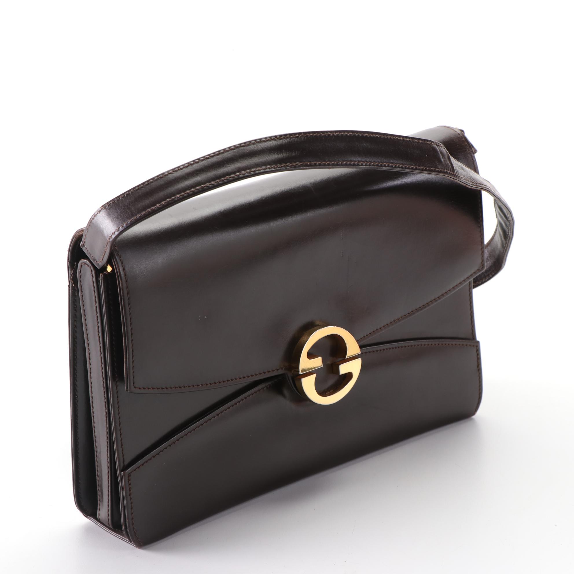 Gucci Flap Front Shoulder Bag in Smooth Leather