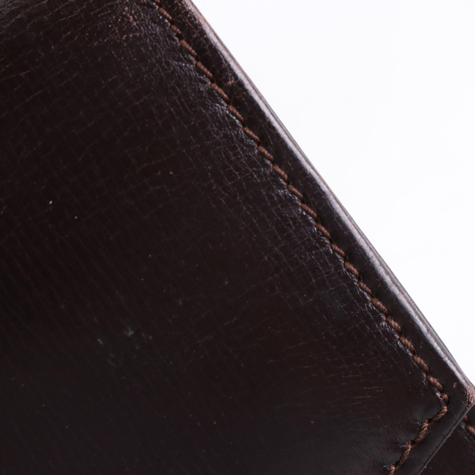 Gucci Flap Front Shoulder Bag in Smooth Leather