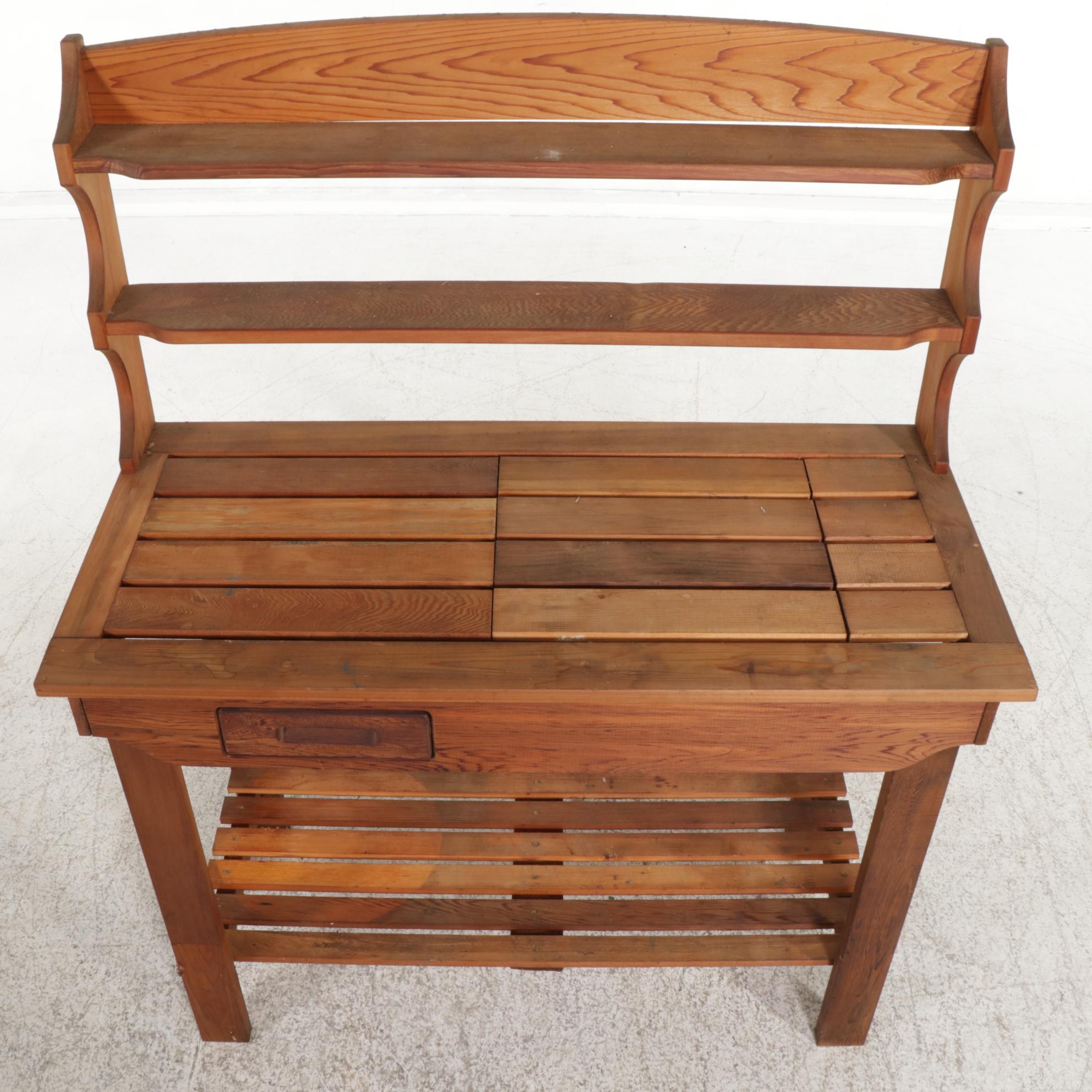 American Woods Inc. Pine Potting Bench