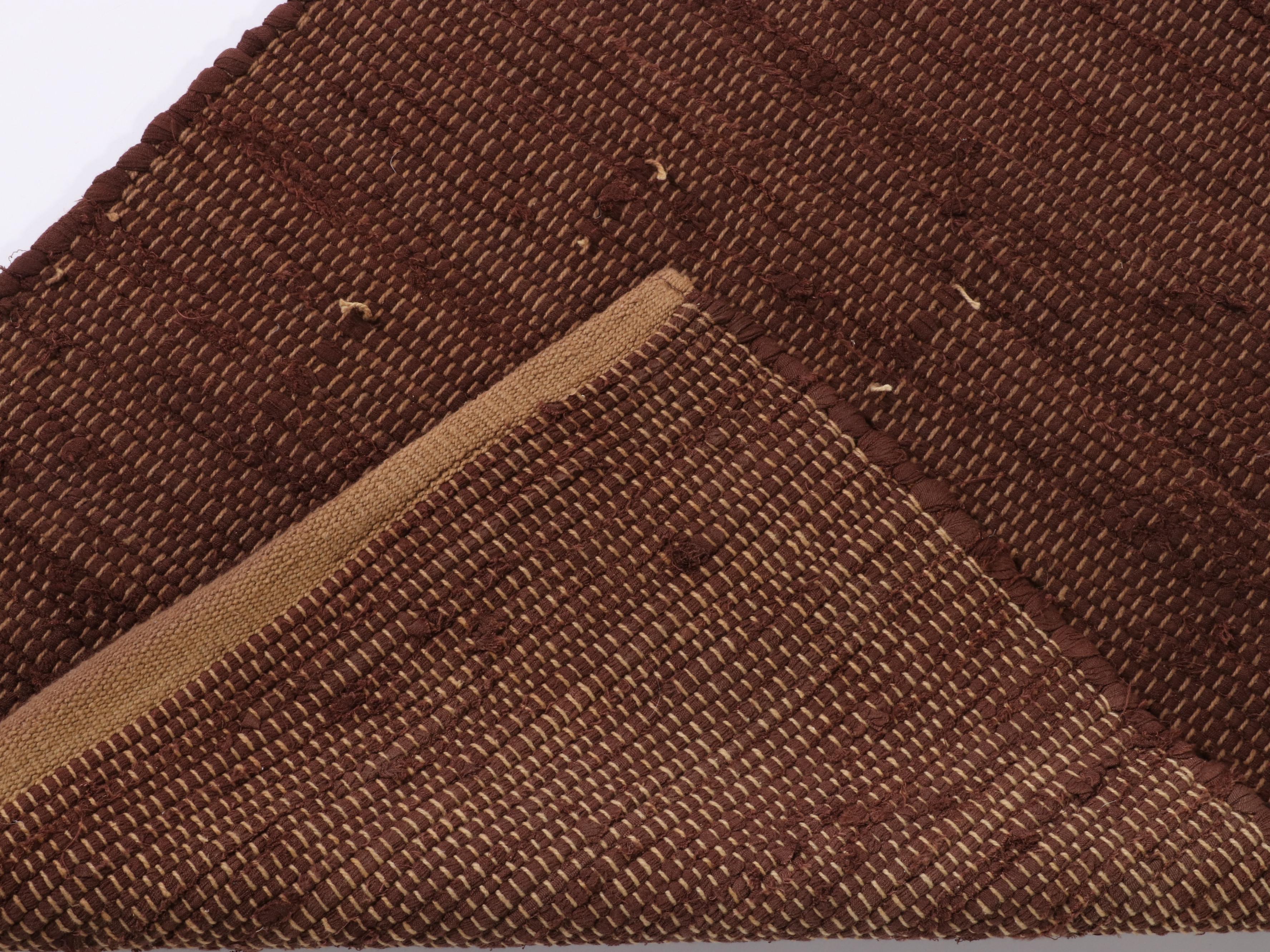 1'9 x 2'11 Handwoven Brown Rag Rug Accent Rug