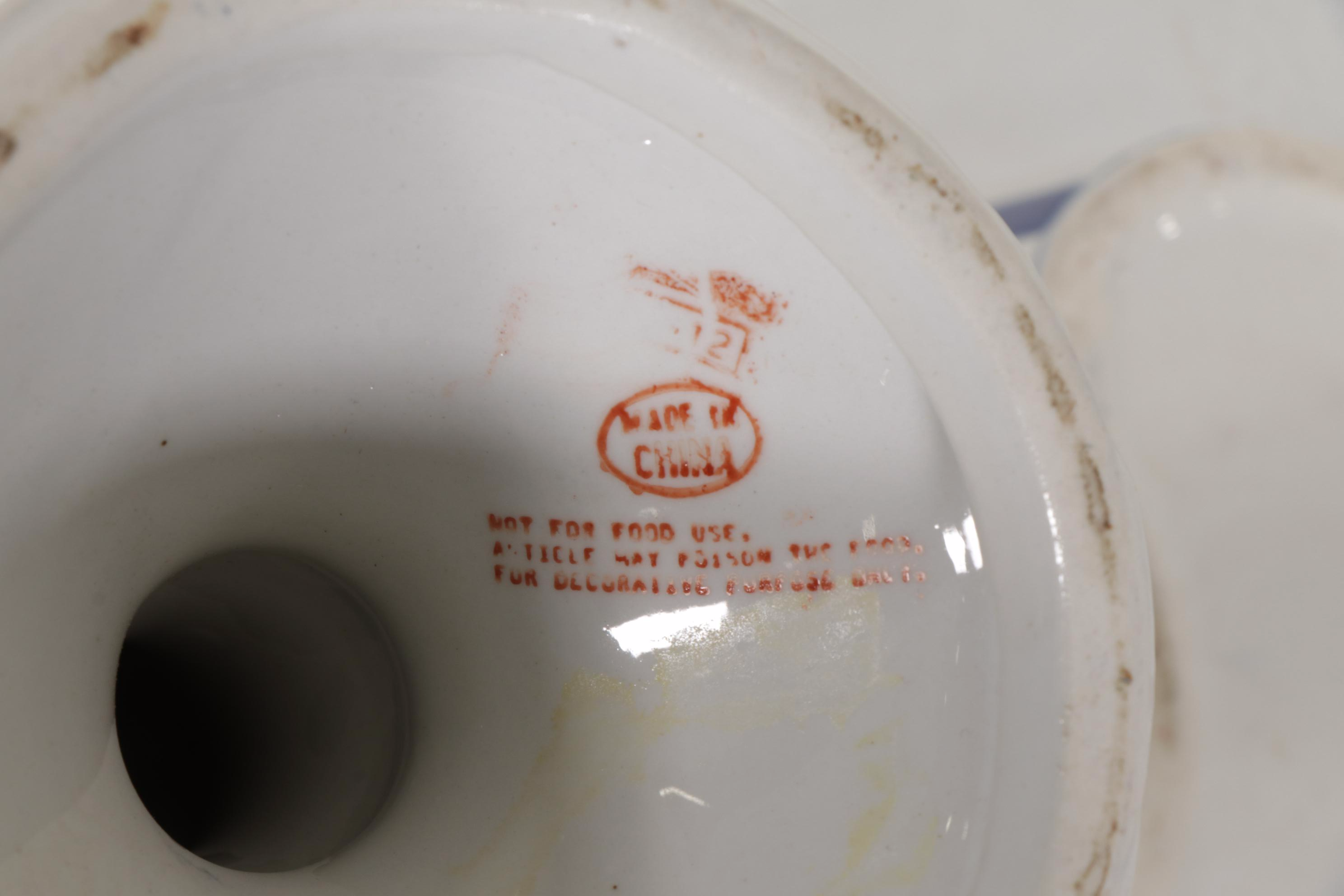 Cresswell Ltd. White Column Table Lamp, Late 20th Century