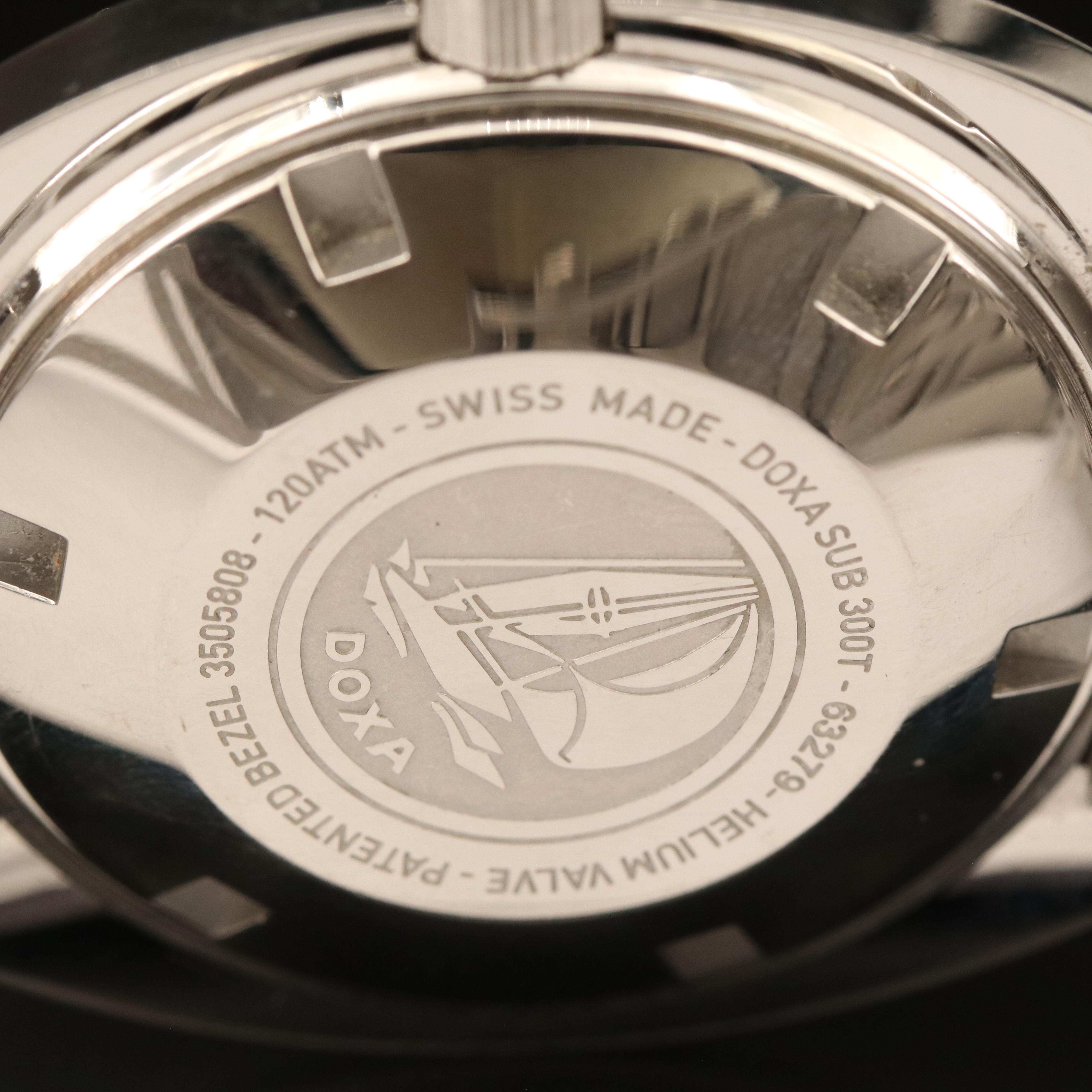 DOXA Sub 300T Whitepearl Watch