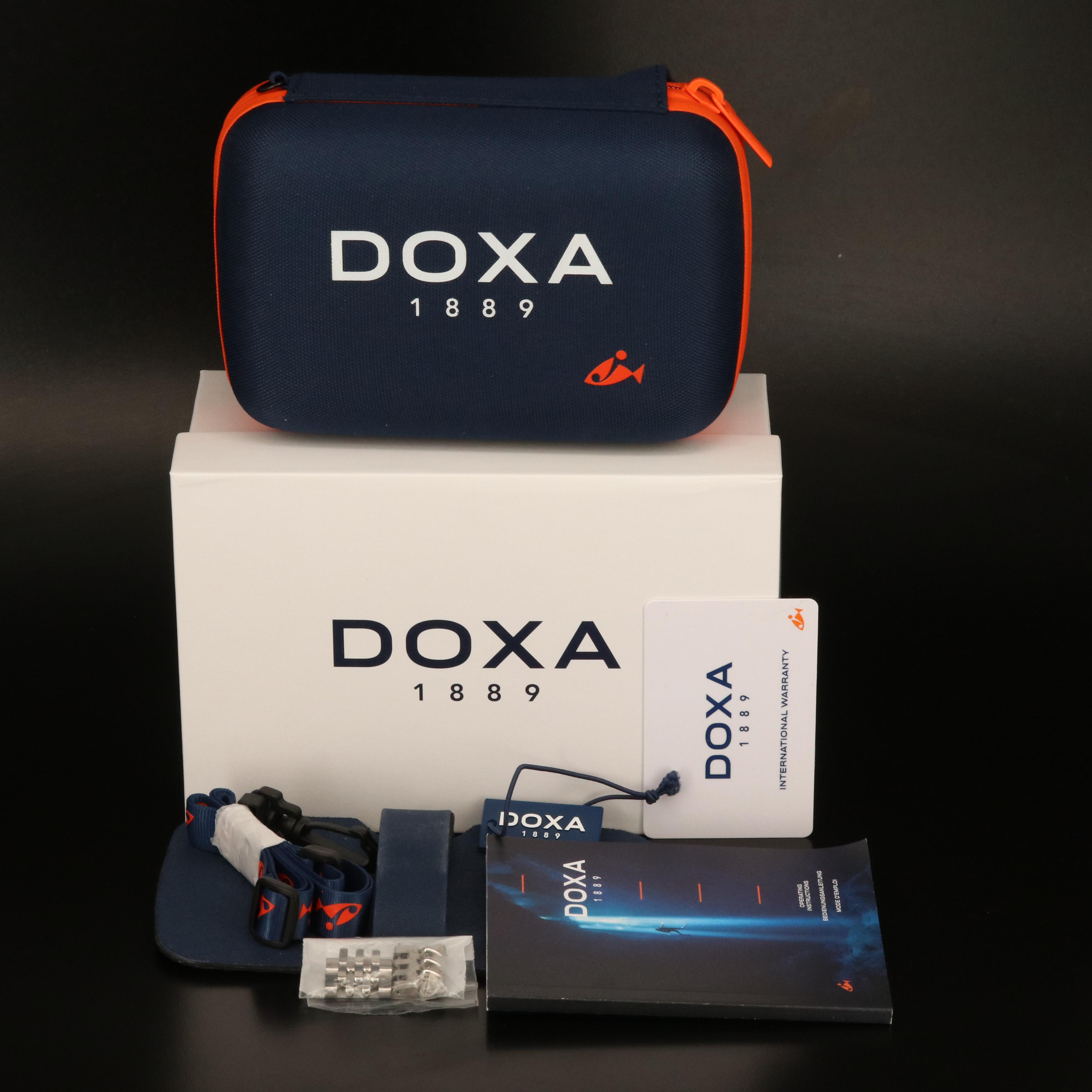 DOXA Sub 300T Whitepearl Watch