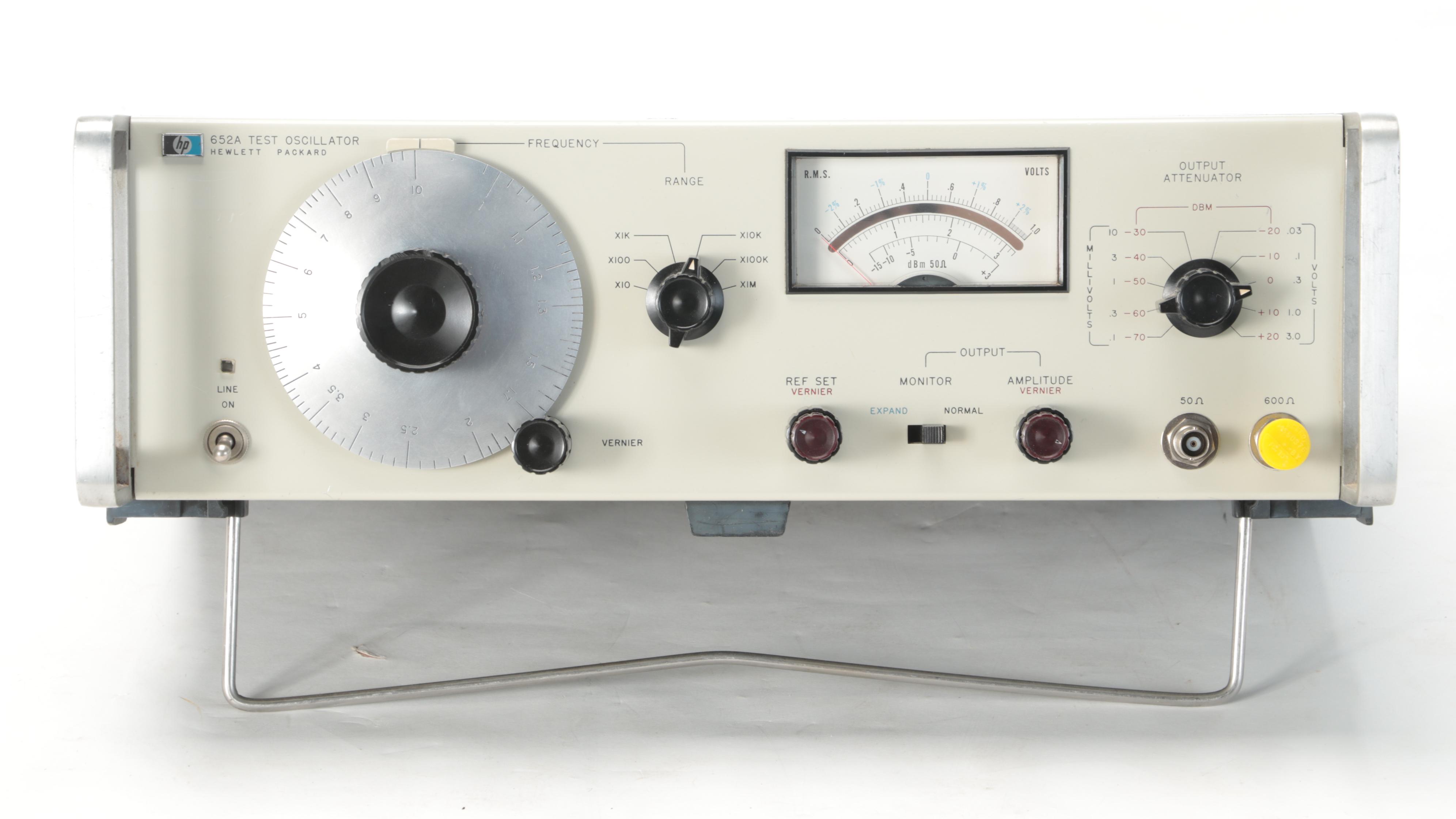 Hewlett-Packard Test Oscillator and Leader Millivoltmeter