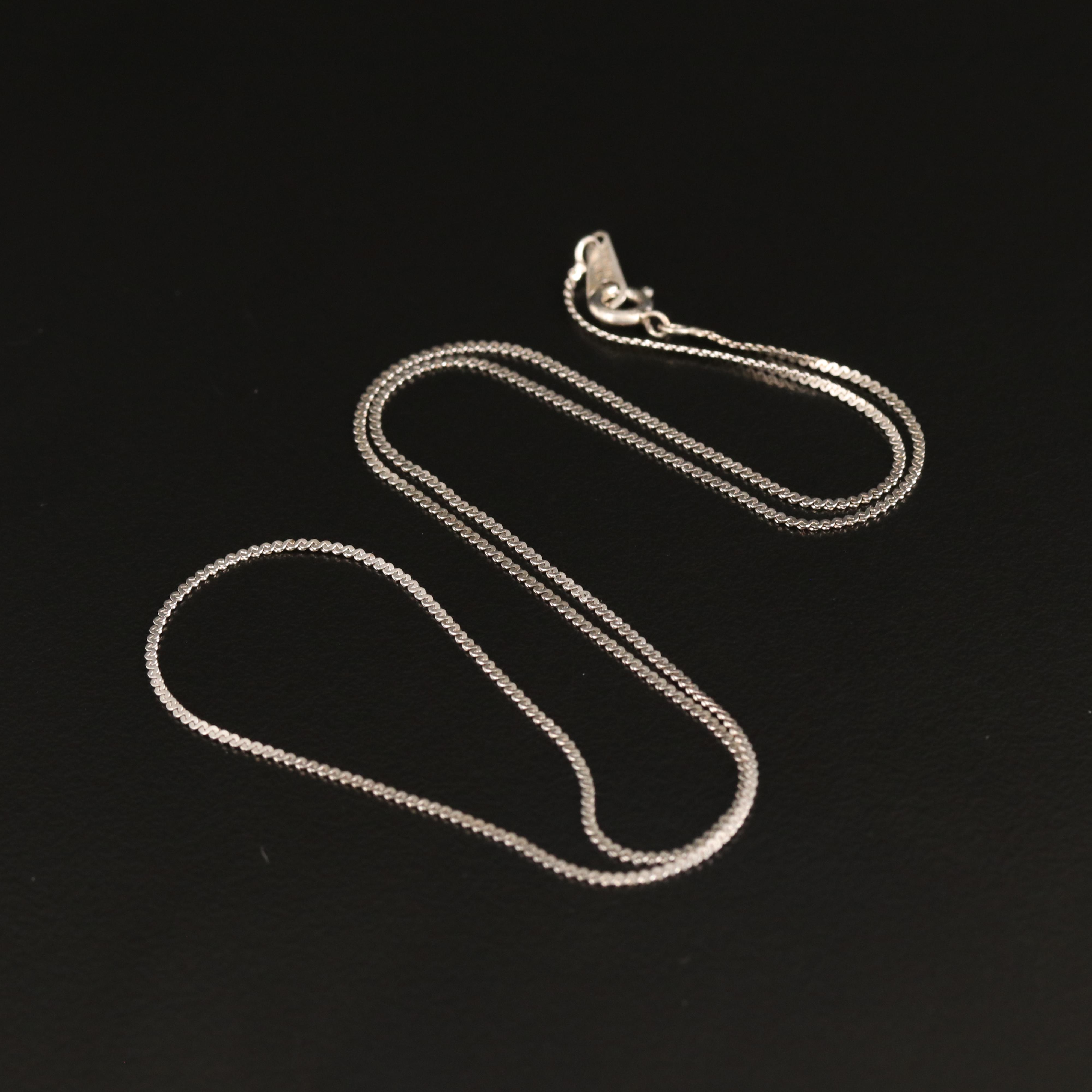 Serpentine Chain Necklace in Sterling