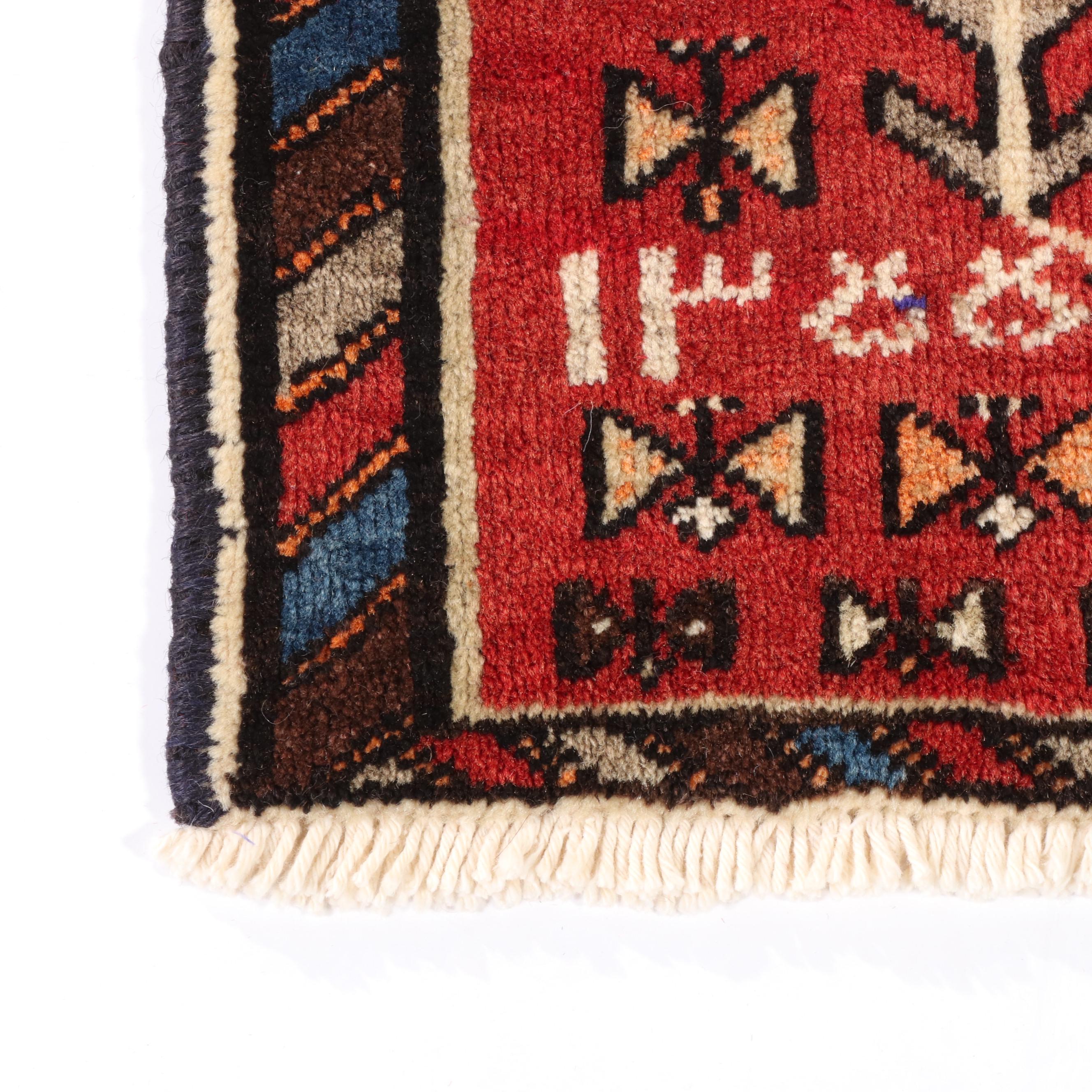 1'7 x 1'9 Hand-Knotted Northwest Persian Village Pictorial Floor Mat