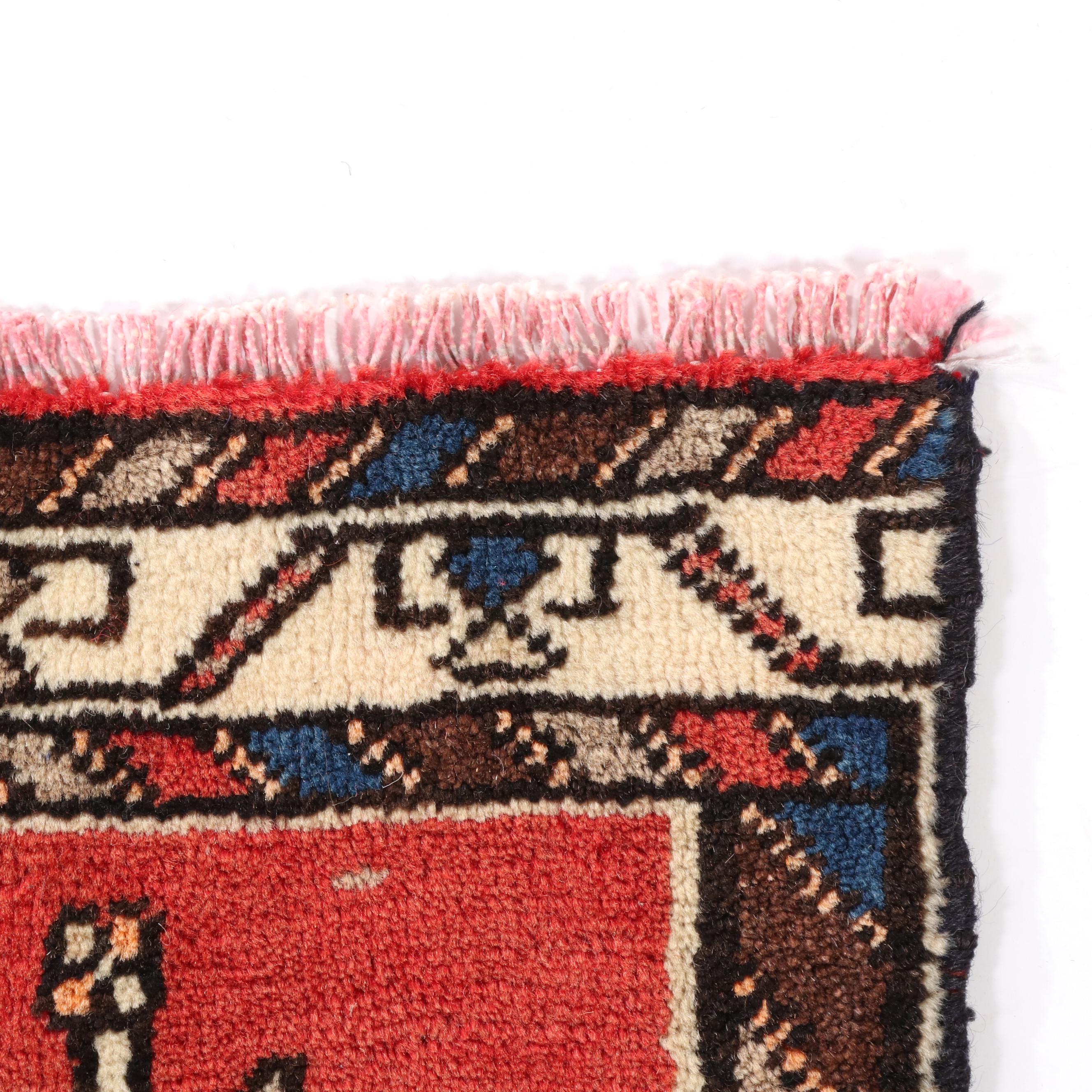 1'7 x 1'9 Hand-Knotted Northwest Persian Village Pictorial Floor Mat