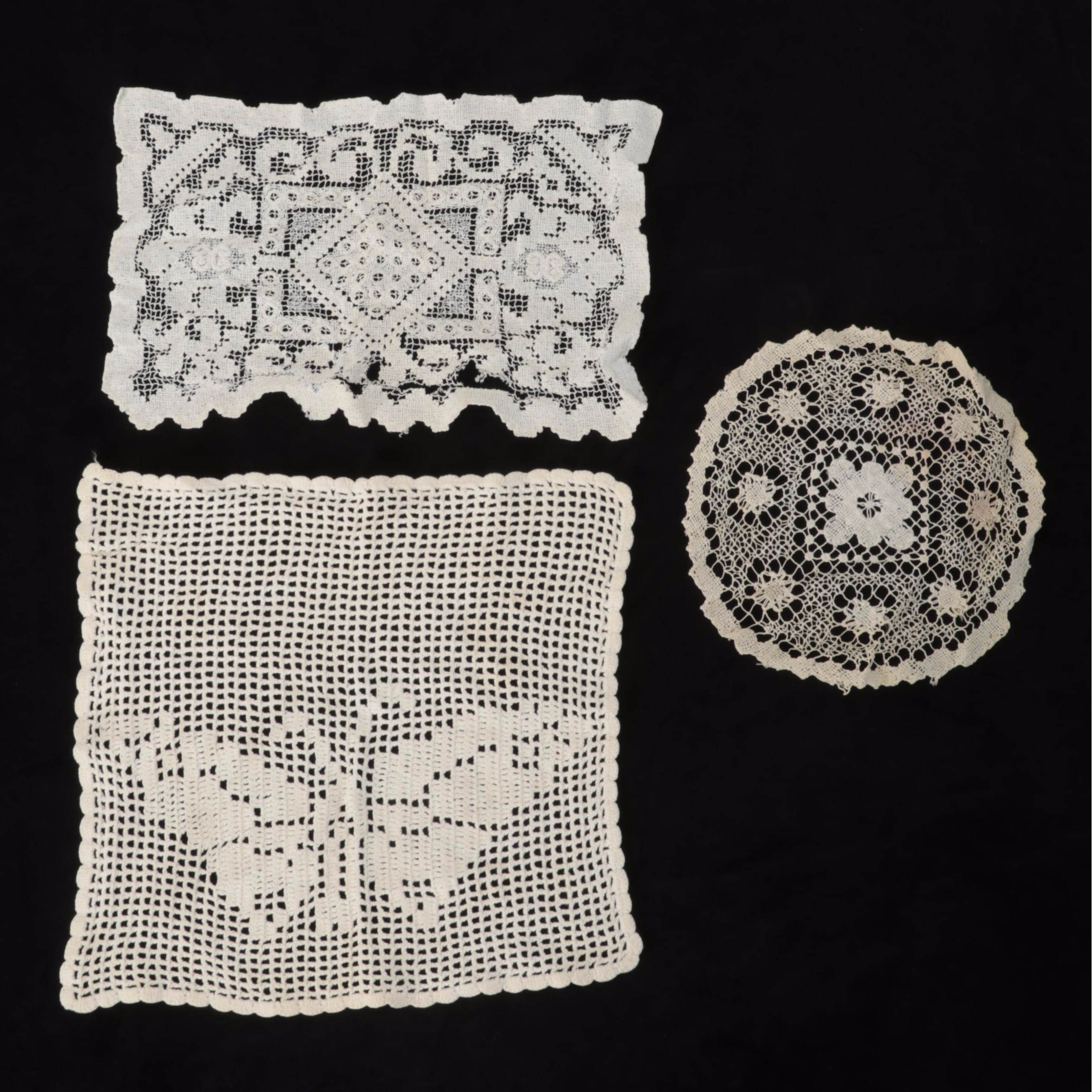 Embroidered, Appliqued and Crocheted Runners, Doilies and Other Table Linens