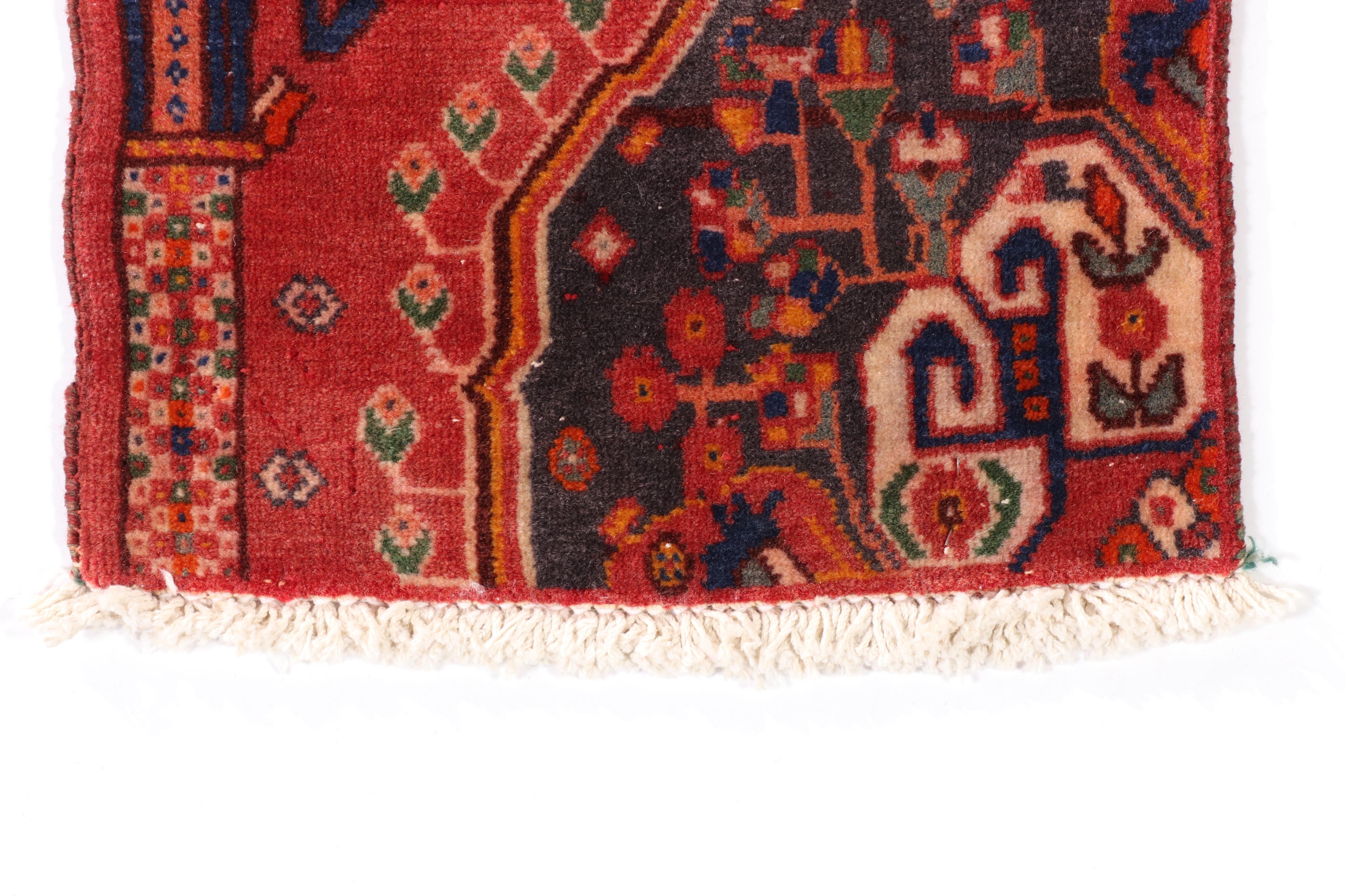 1'1 x 1'3 Hand-Knotted Persian Qashqai Floor Mat Remnant