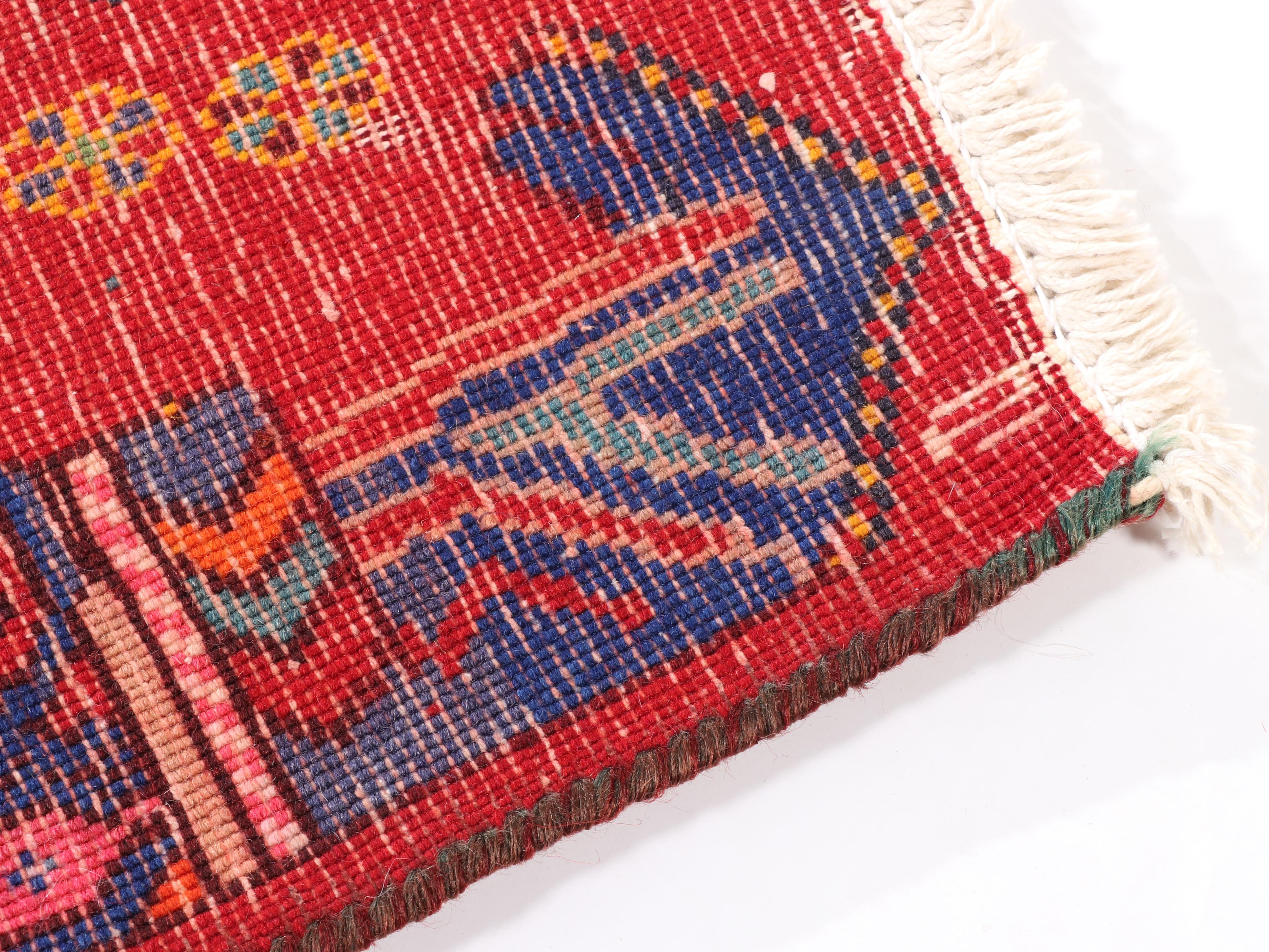 1'1 x 1'3 Hand-Knotted Persian Qashqai Floor Mat Remnant