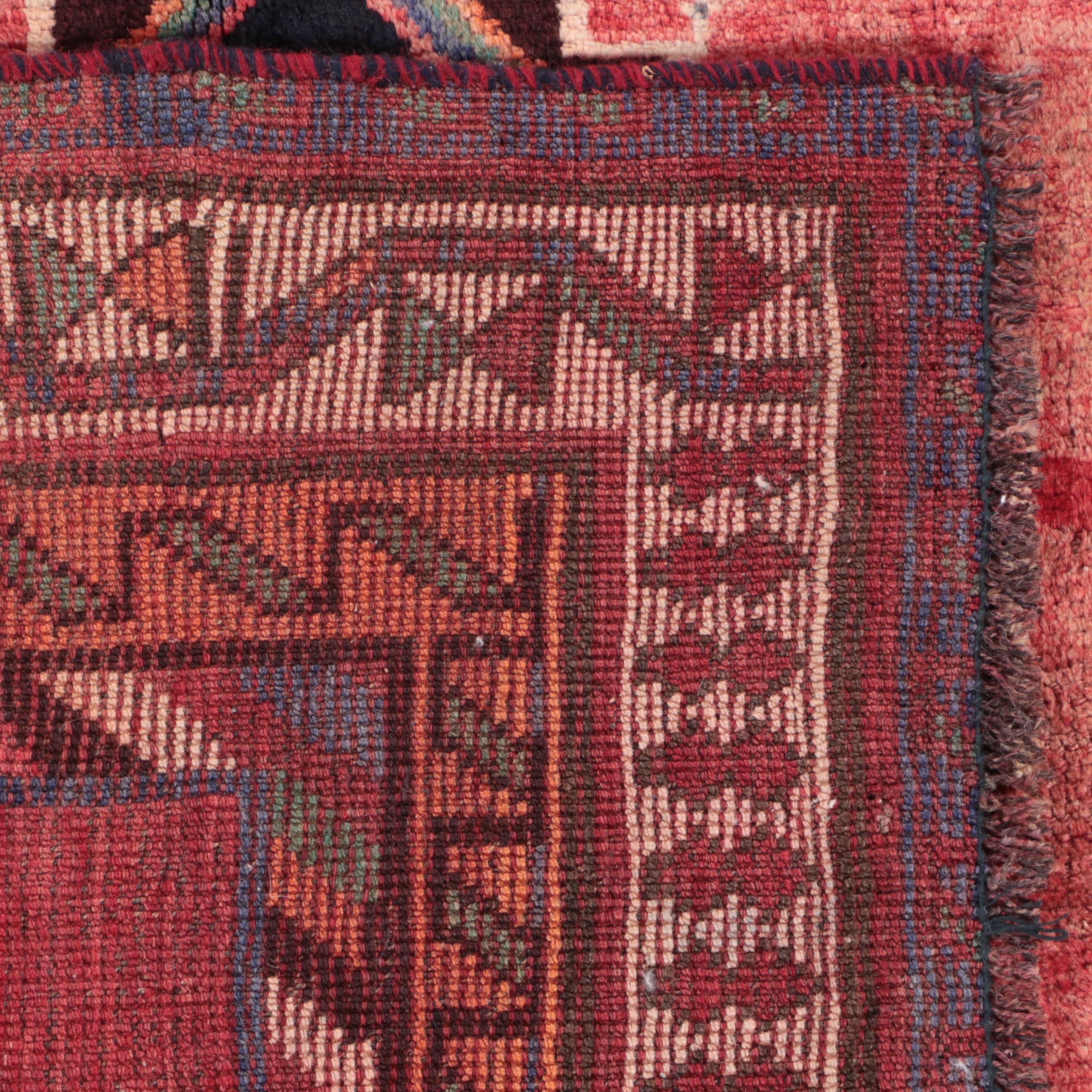 4'1 x 7'4 Hand-Knotted Persian Shiraz Area Rug