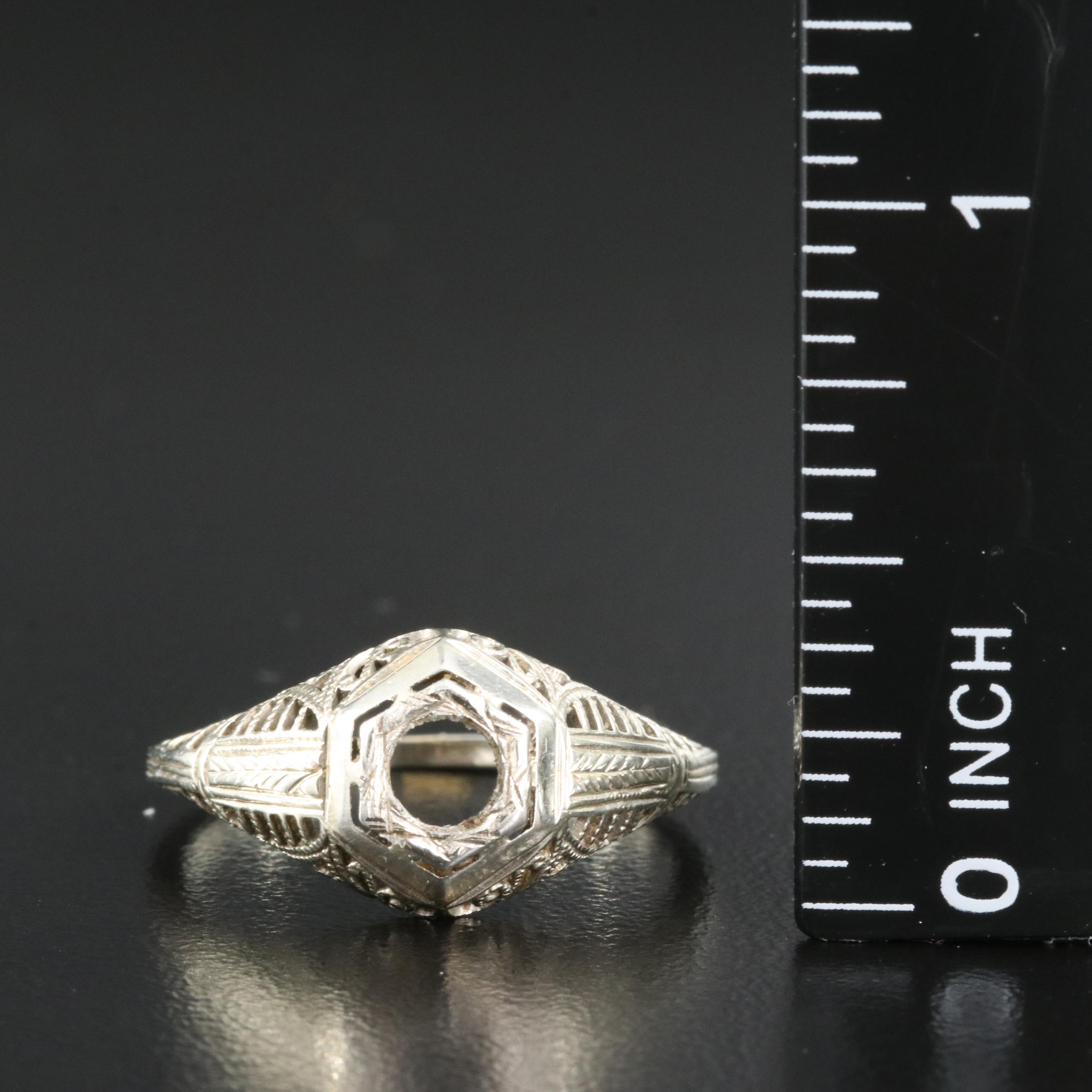 Art Deco 18K Ring Mount