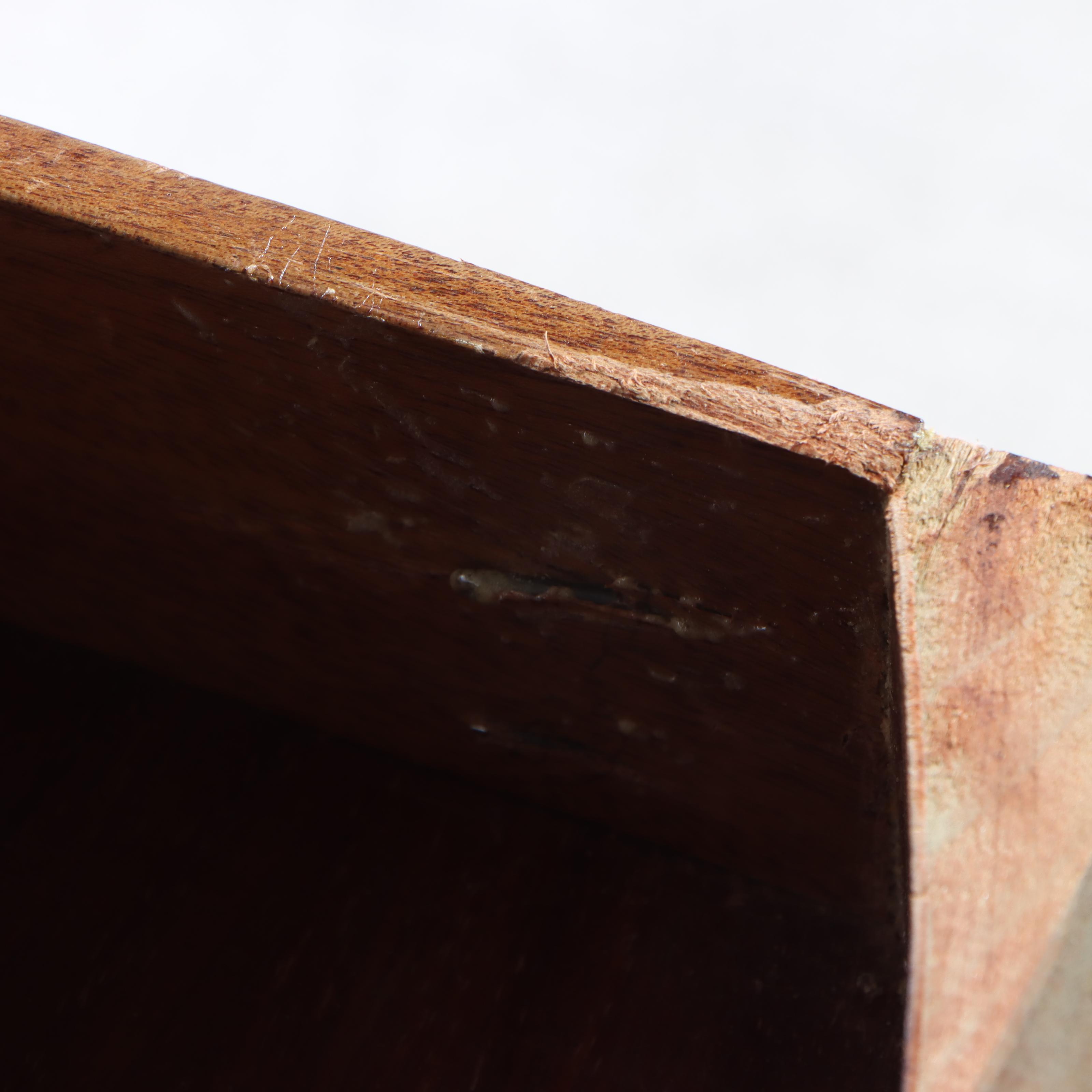 Federal Style Mahogany Circular Center Table