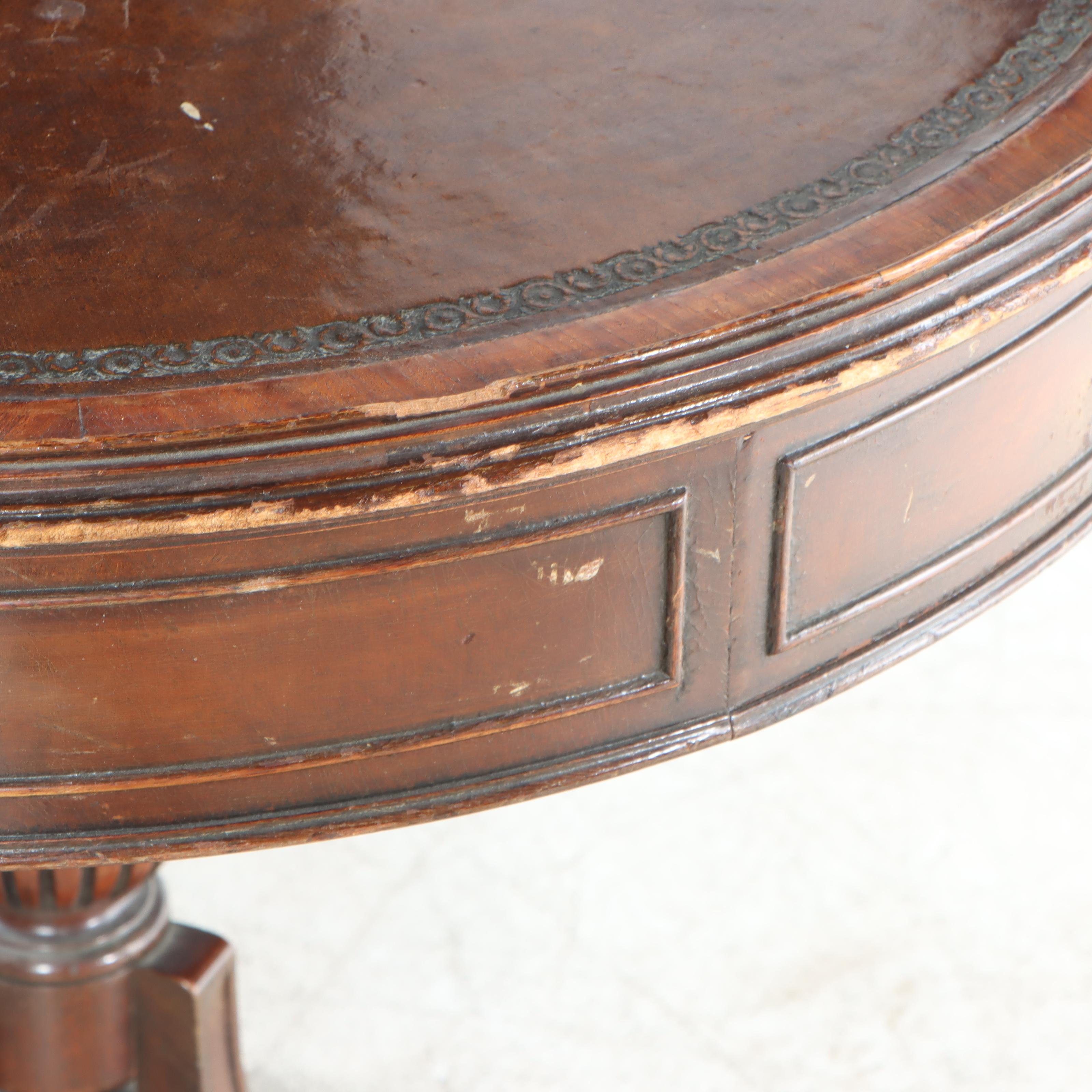 Federal Style Mahogany Circular Center Table