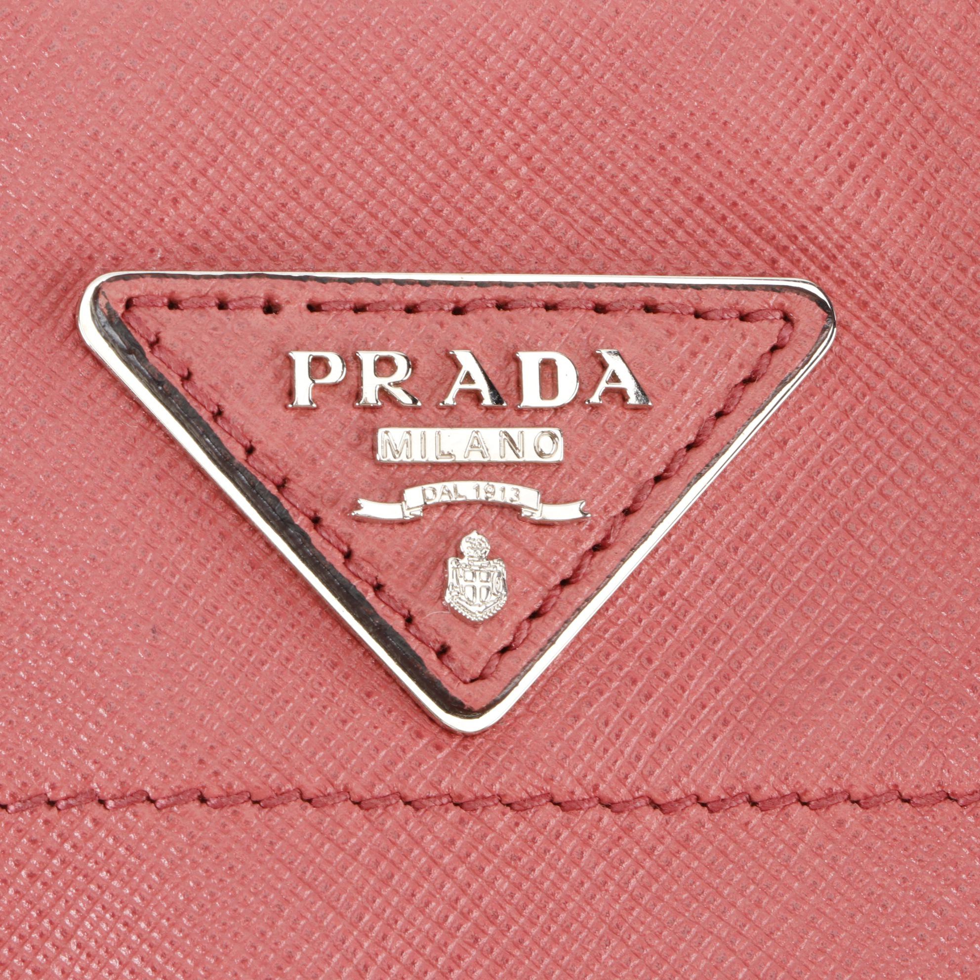 Prada Shopping Medium Tote in Saffiano Leather