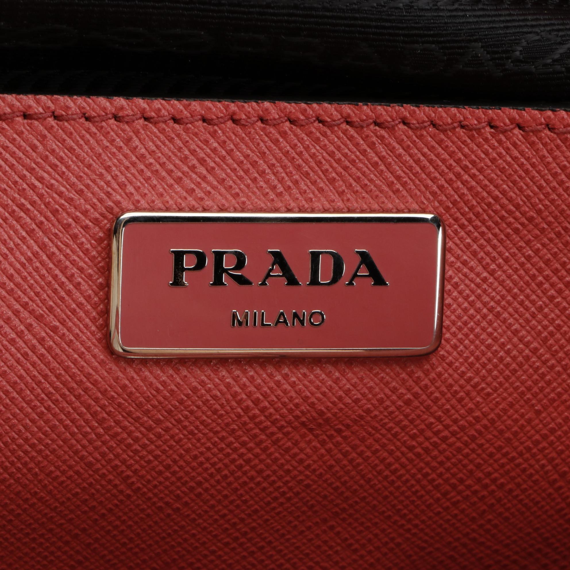 Prada Shopping Medium Tote in Saffiano Leather