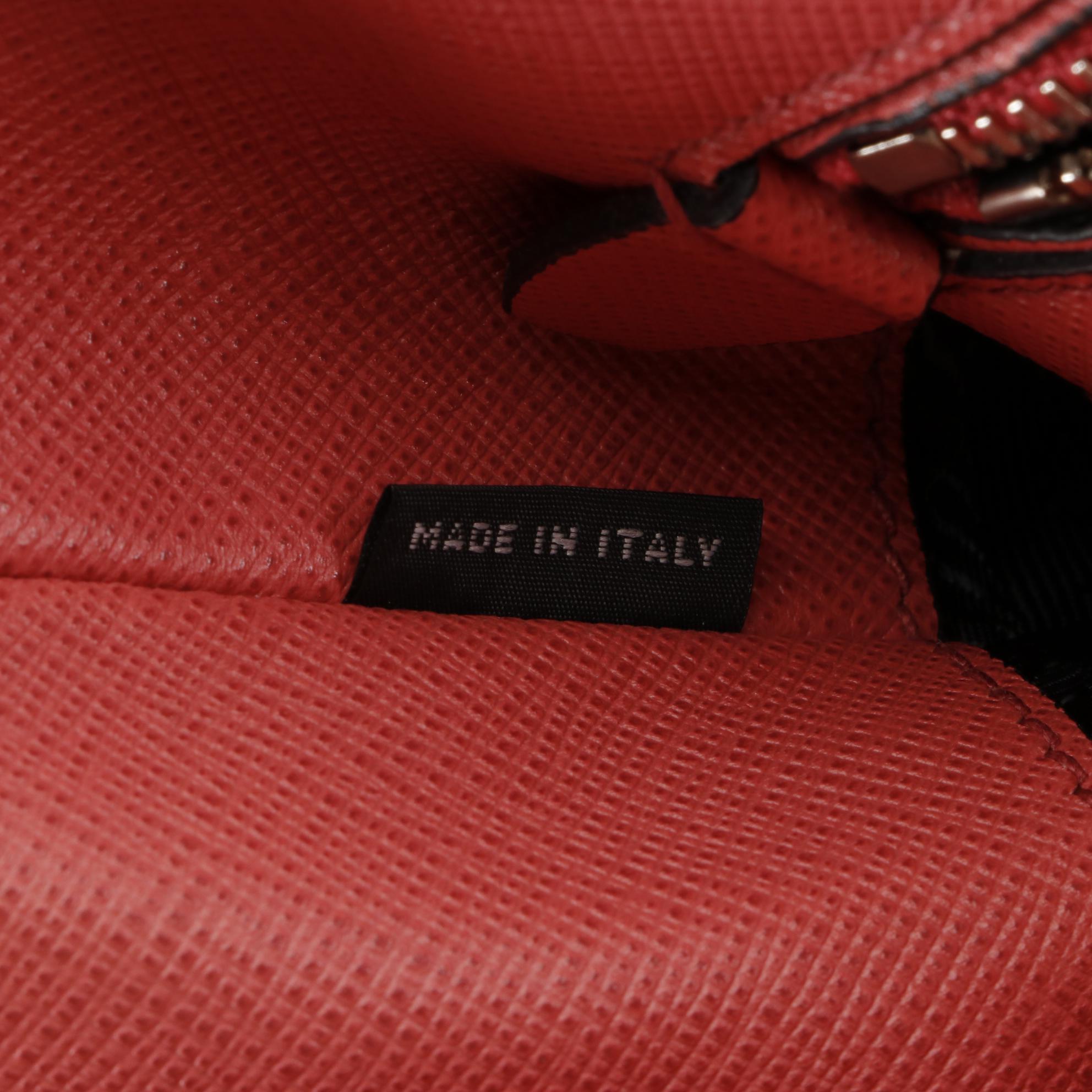 Prada Shopping Medium Tote in Saffiano Leather