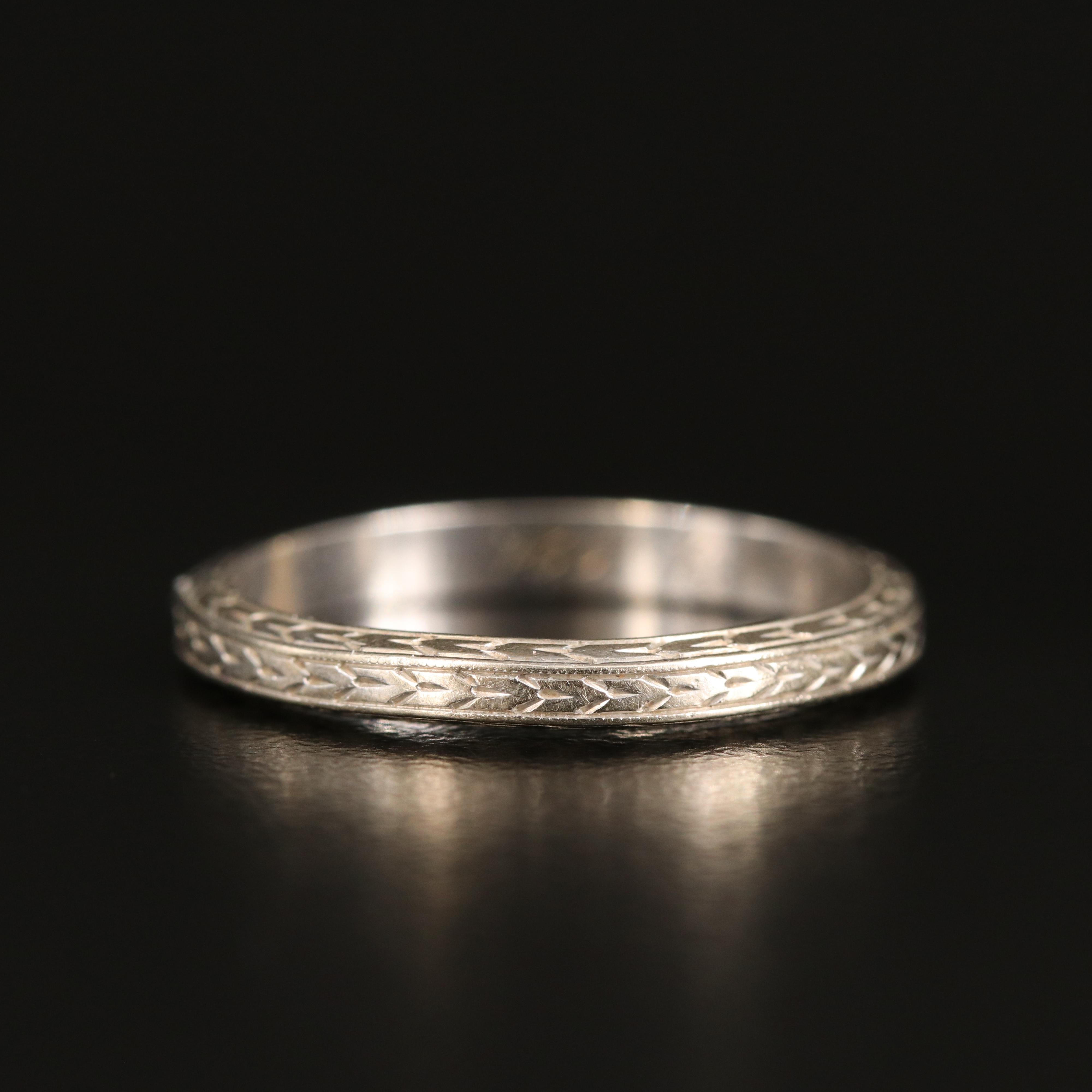 Antique 14K Patterned Band