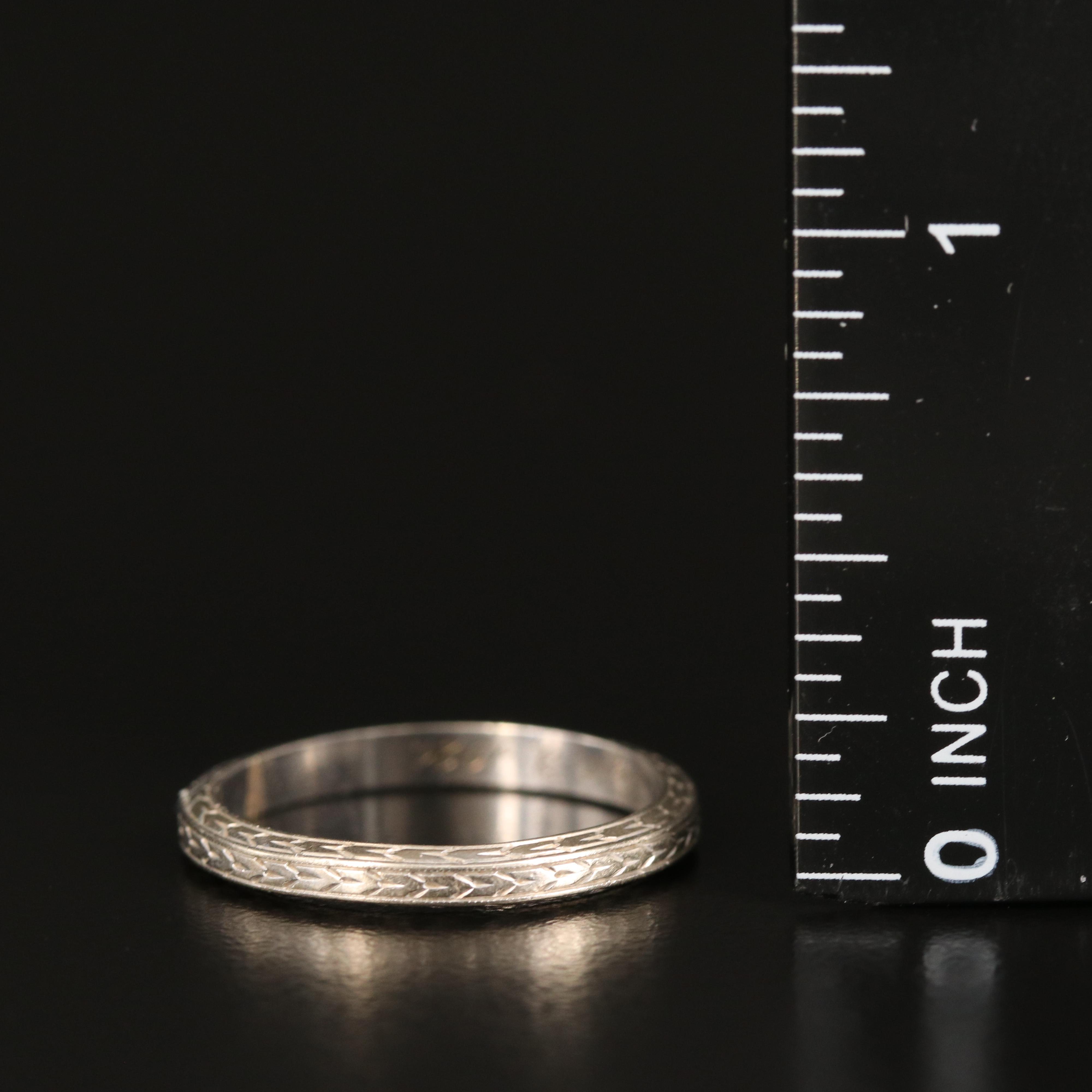 Antique 14K Patterned Band