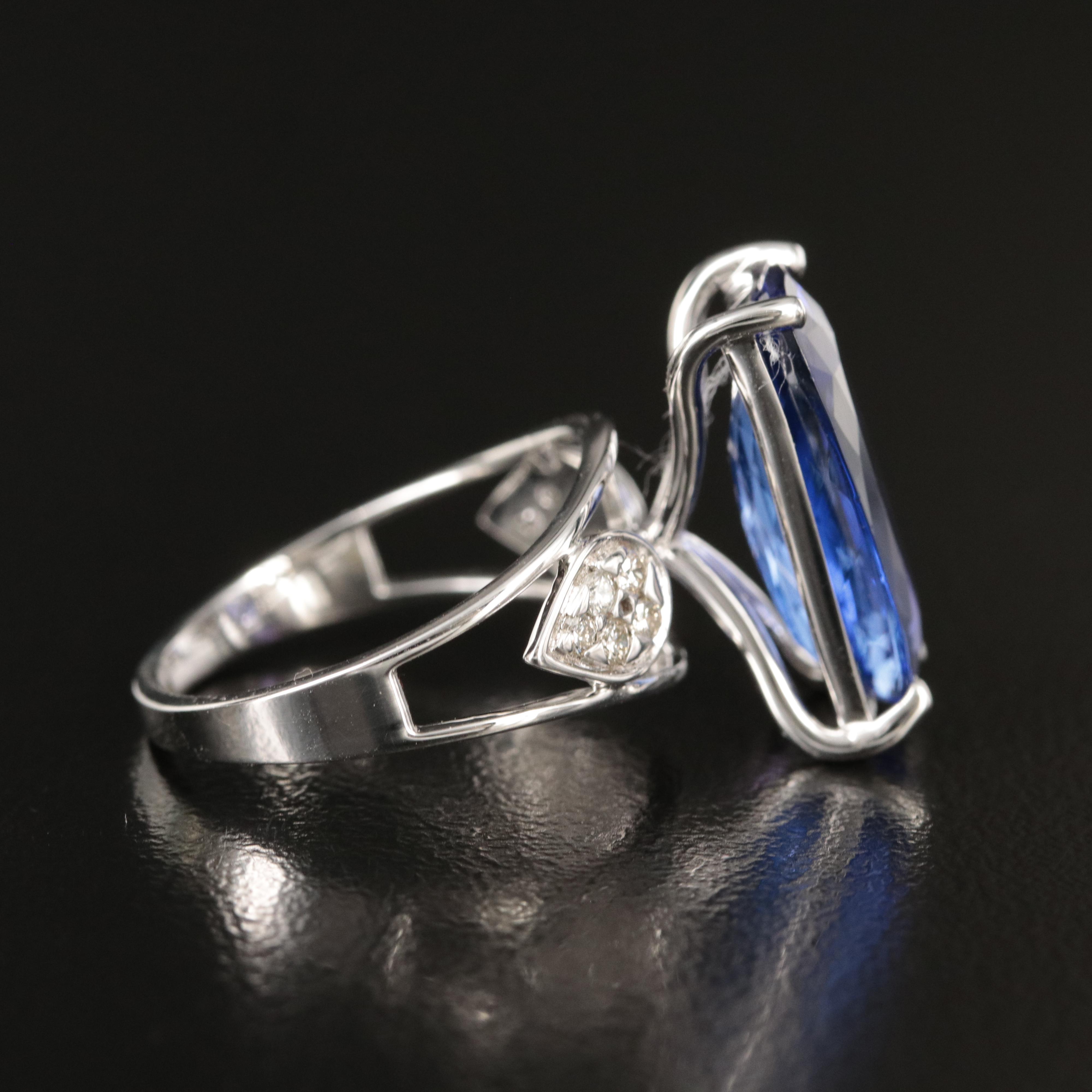14K 5.62 CT Tanzanite and Diamond Ring