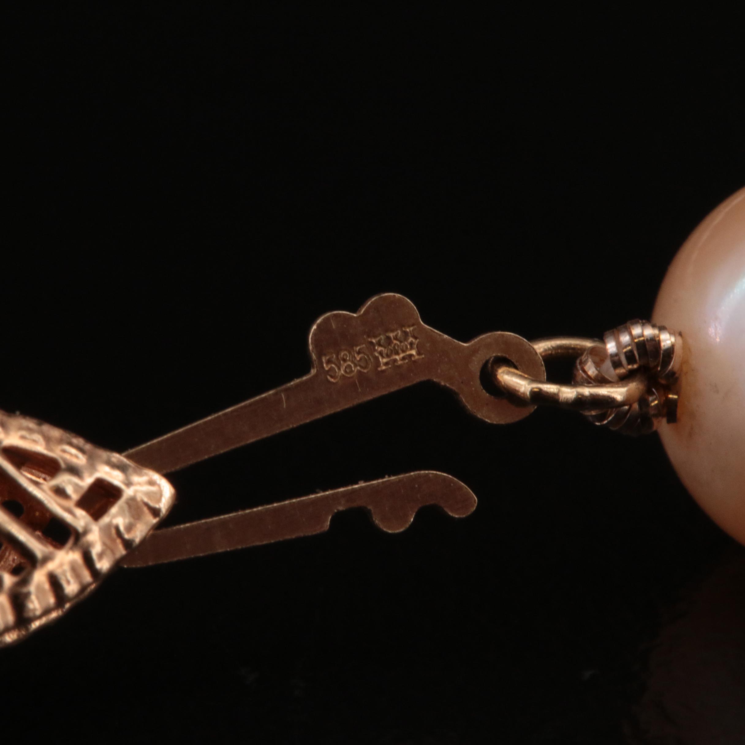 Pearl Necklace with 14K Clasp