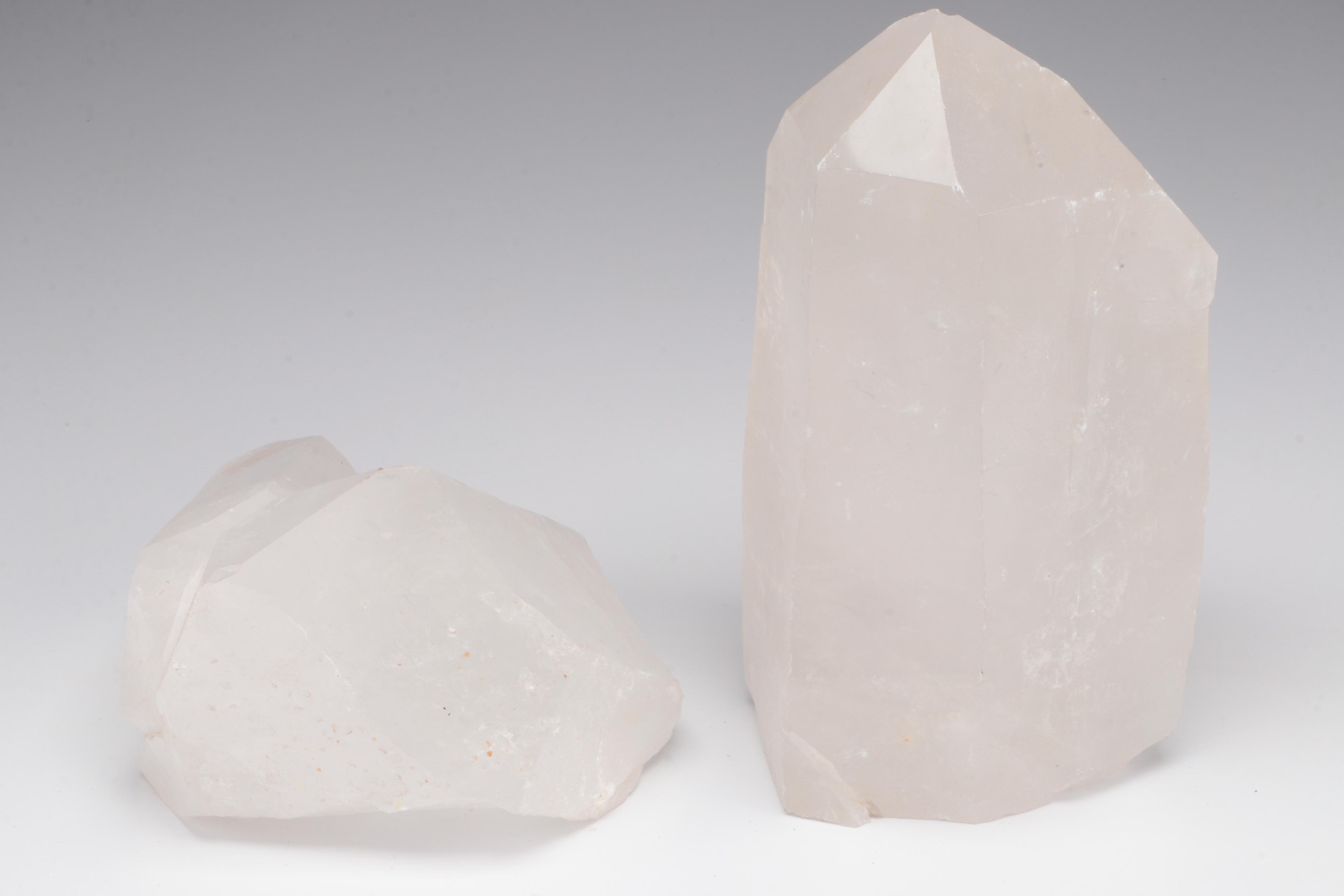 Agate Geode Specimen with Quartz Points and Clusters