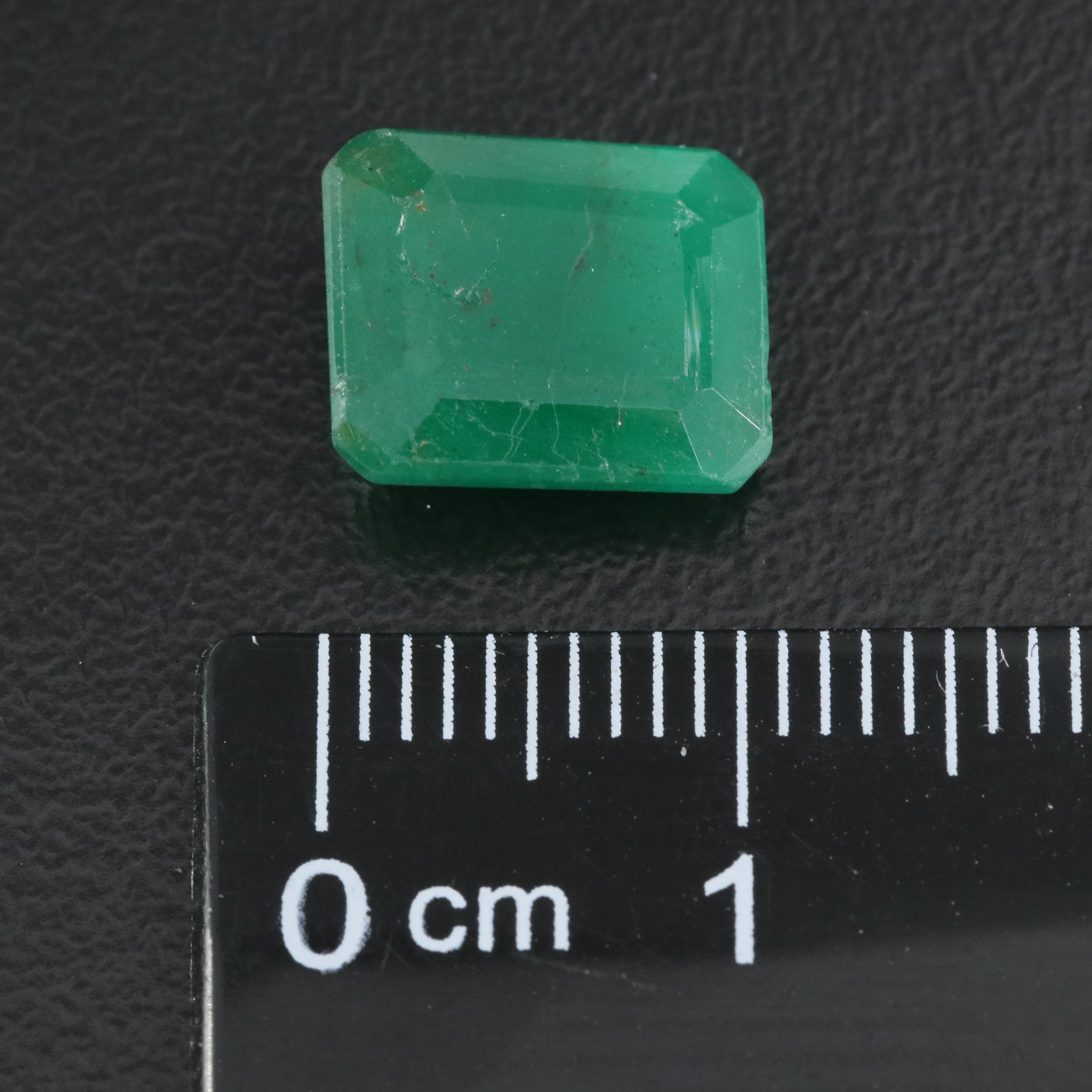 Loose 3.38 CT Emerald
