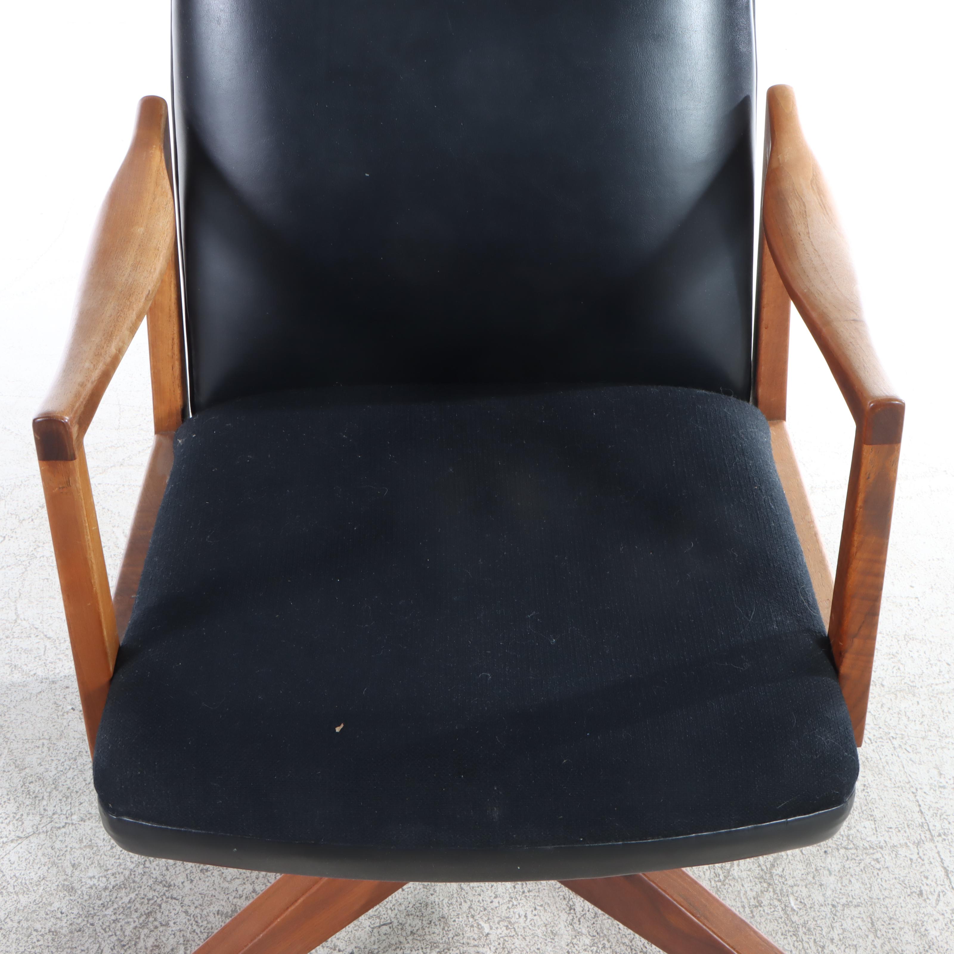 W. H. Gunlocke Mid Century Modern Wood and Vinyl Rolling Desk Chair