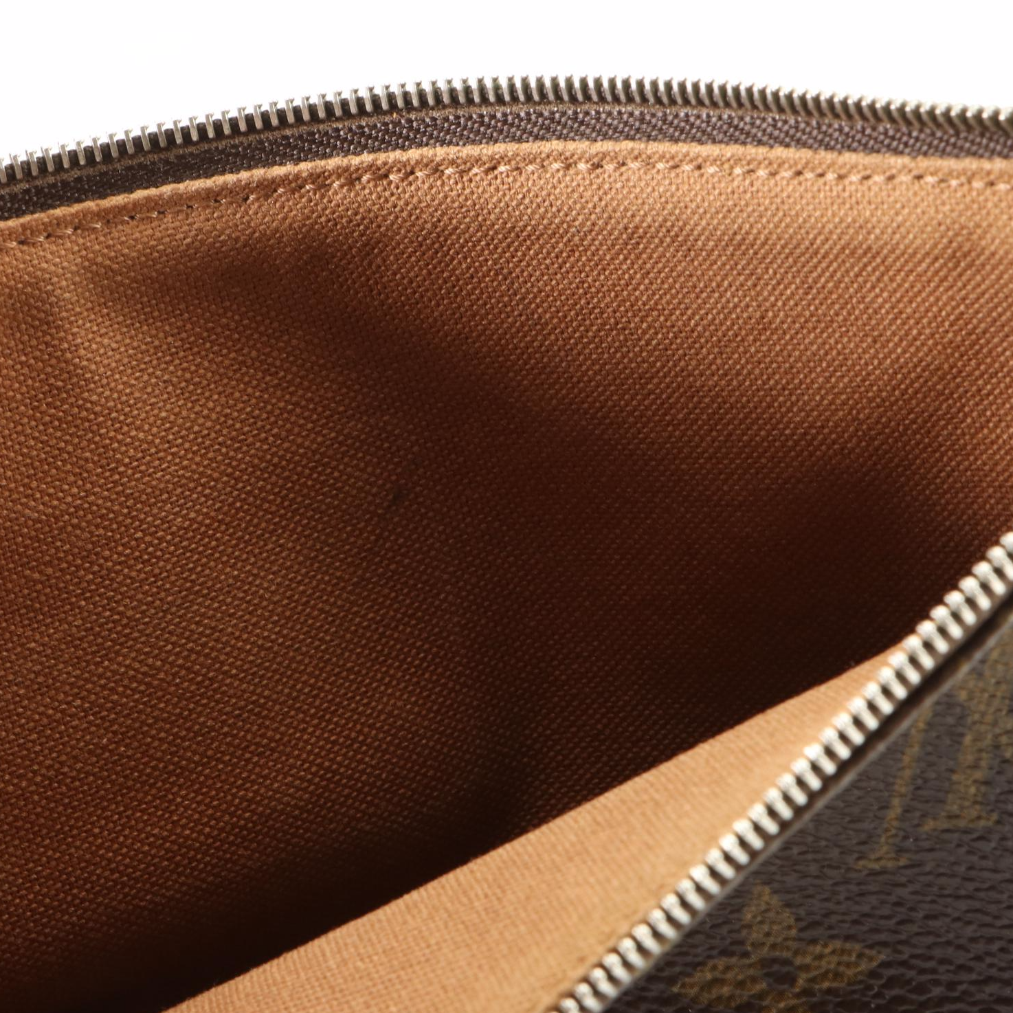 Louis Vuitton Eva Shoulder Bag in Monogram Canvas