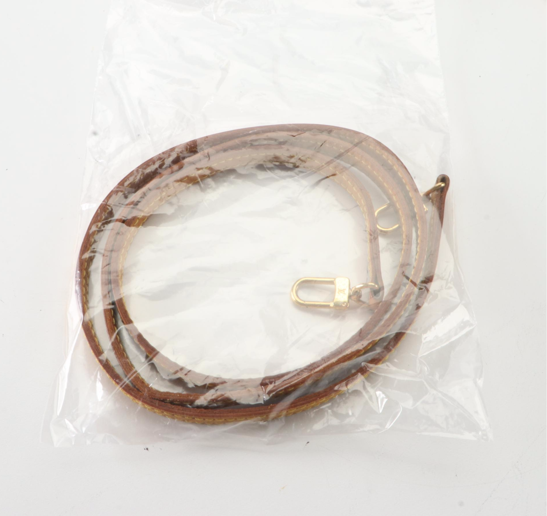 Louis Vuitton Eva Shoulder Bag in Monogram Canvas