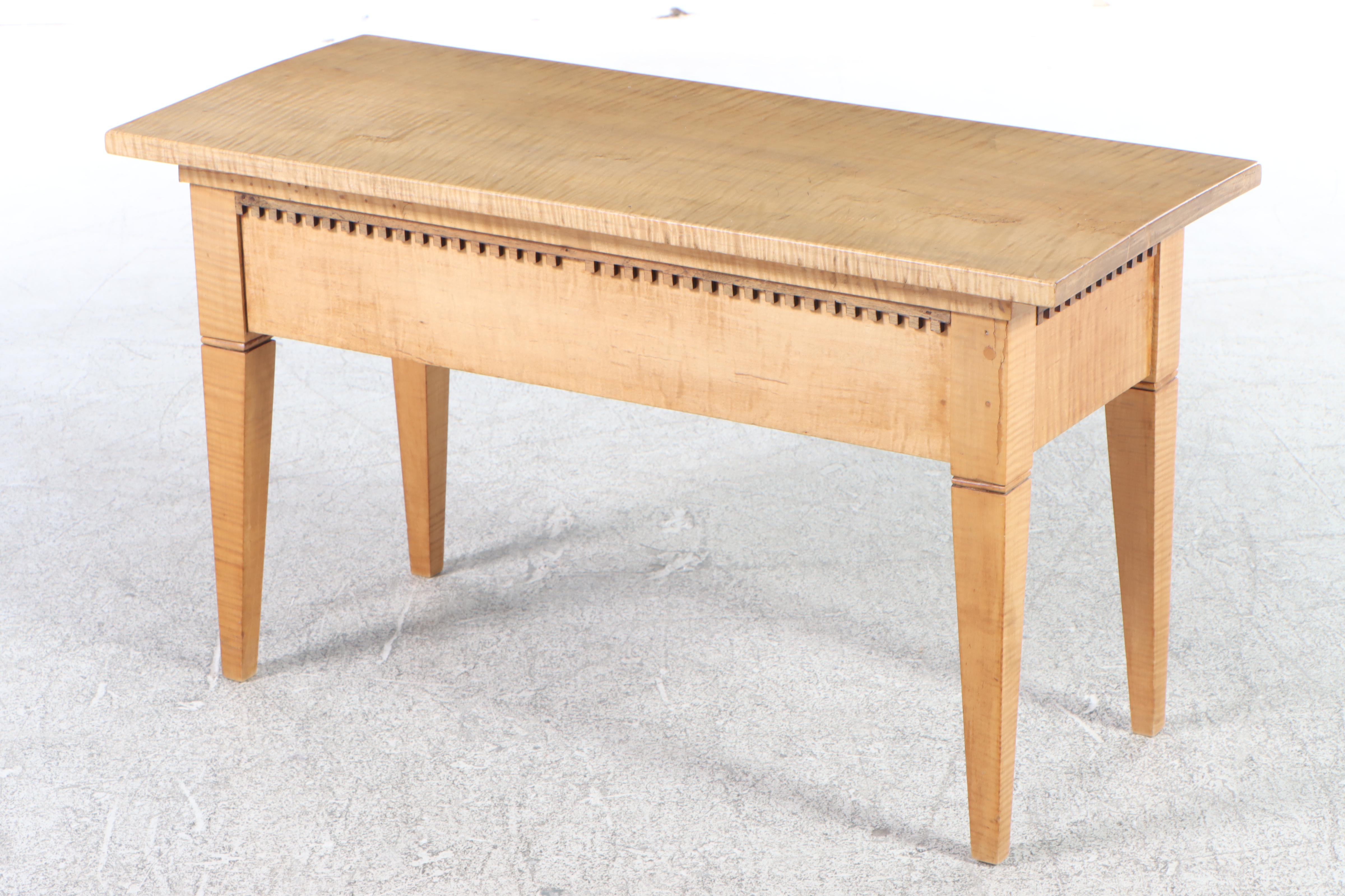 American Primitive Tiger Maple and Walnut Lift-Seat Bench, 20th Century