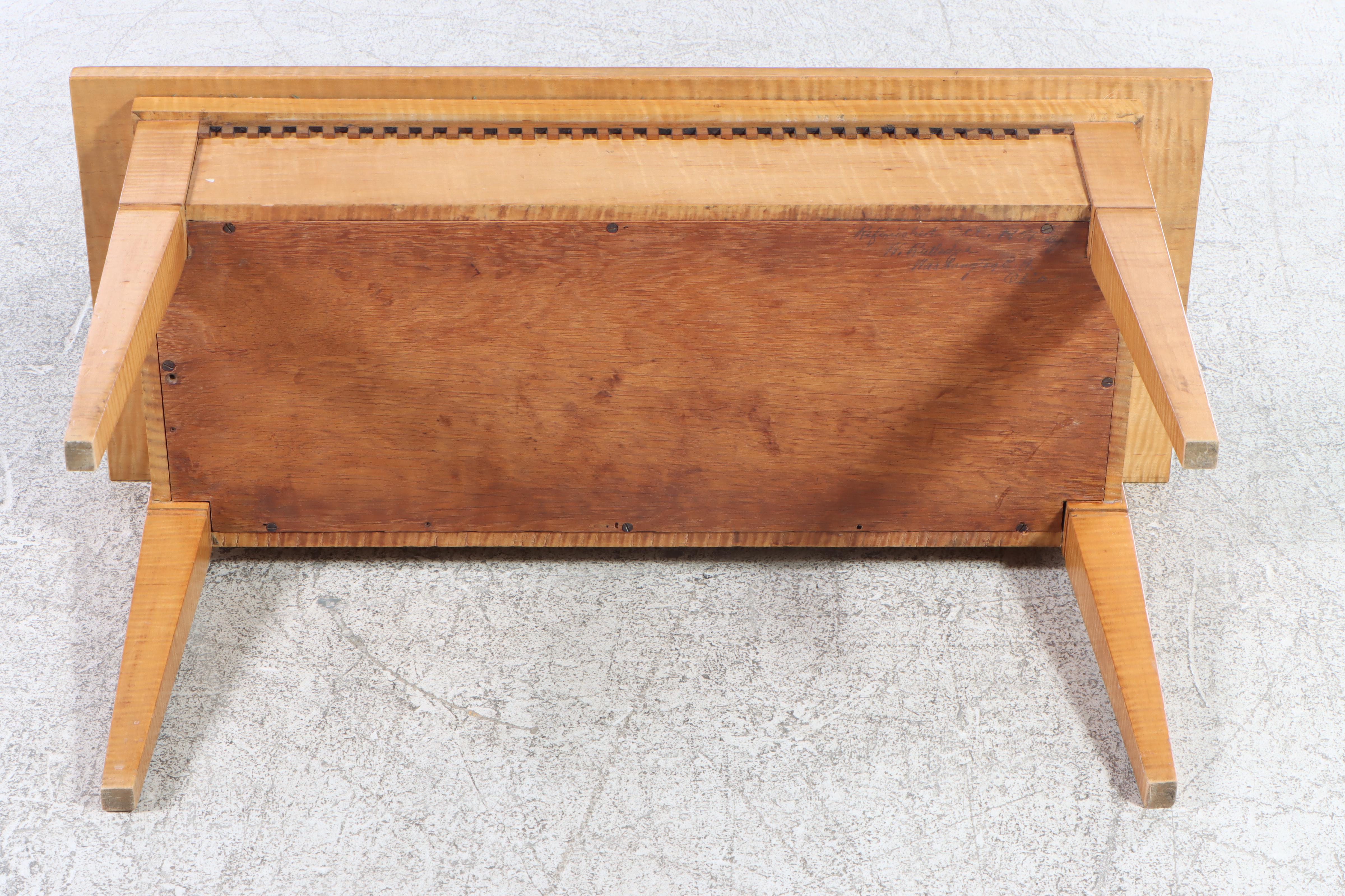 American Primitive Tiger Maple and Walnut Lift-Seat Bench, 20th Century