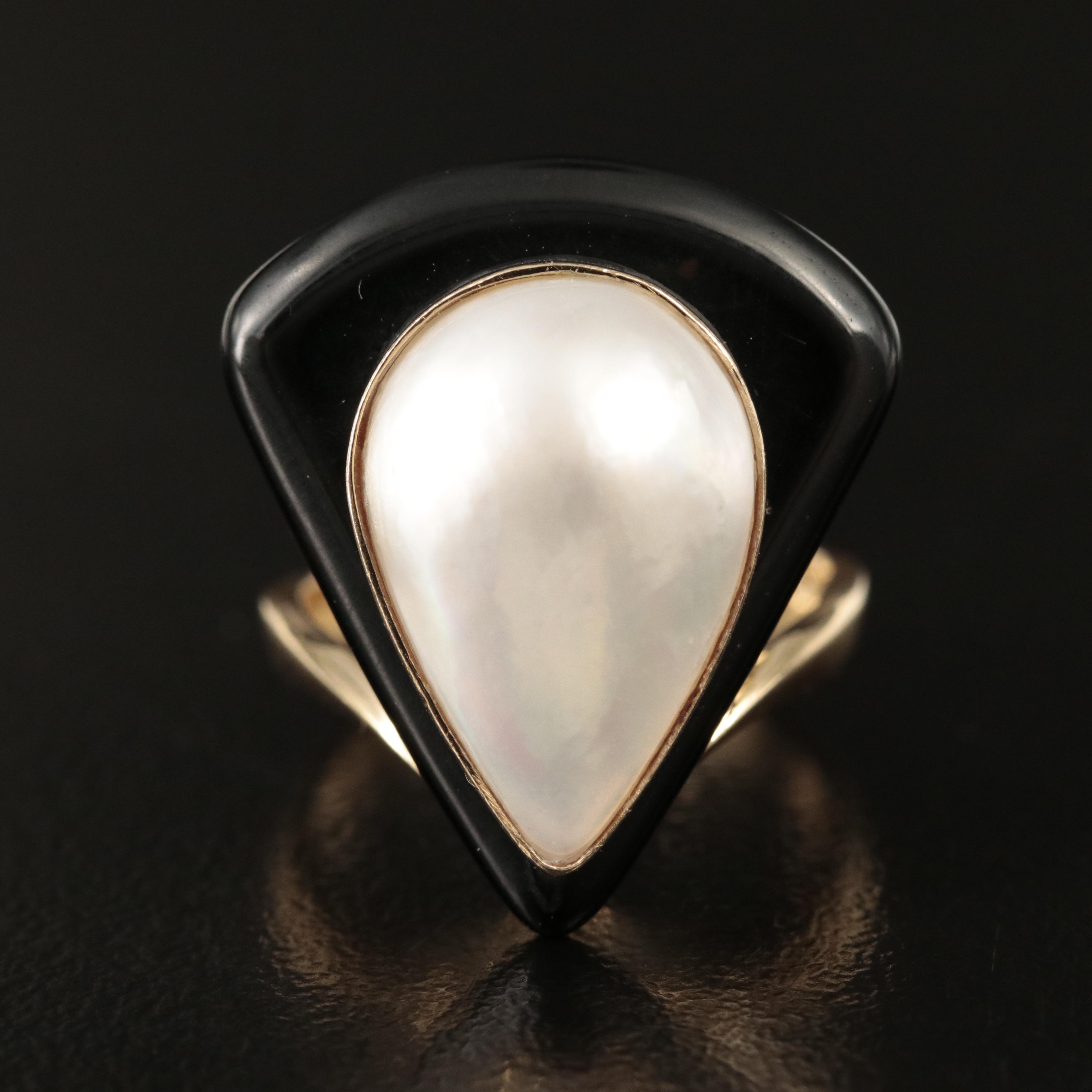 14K Black Onyx Slice and Mabé Pearl Ring