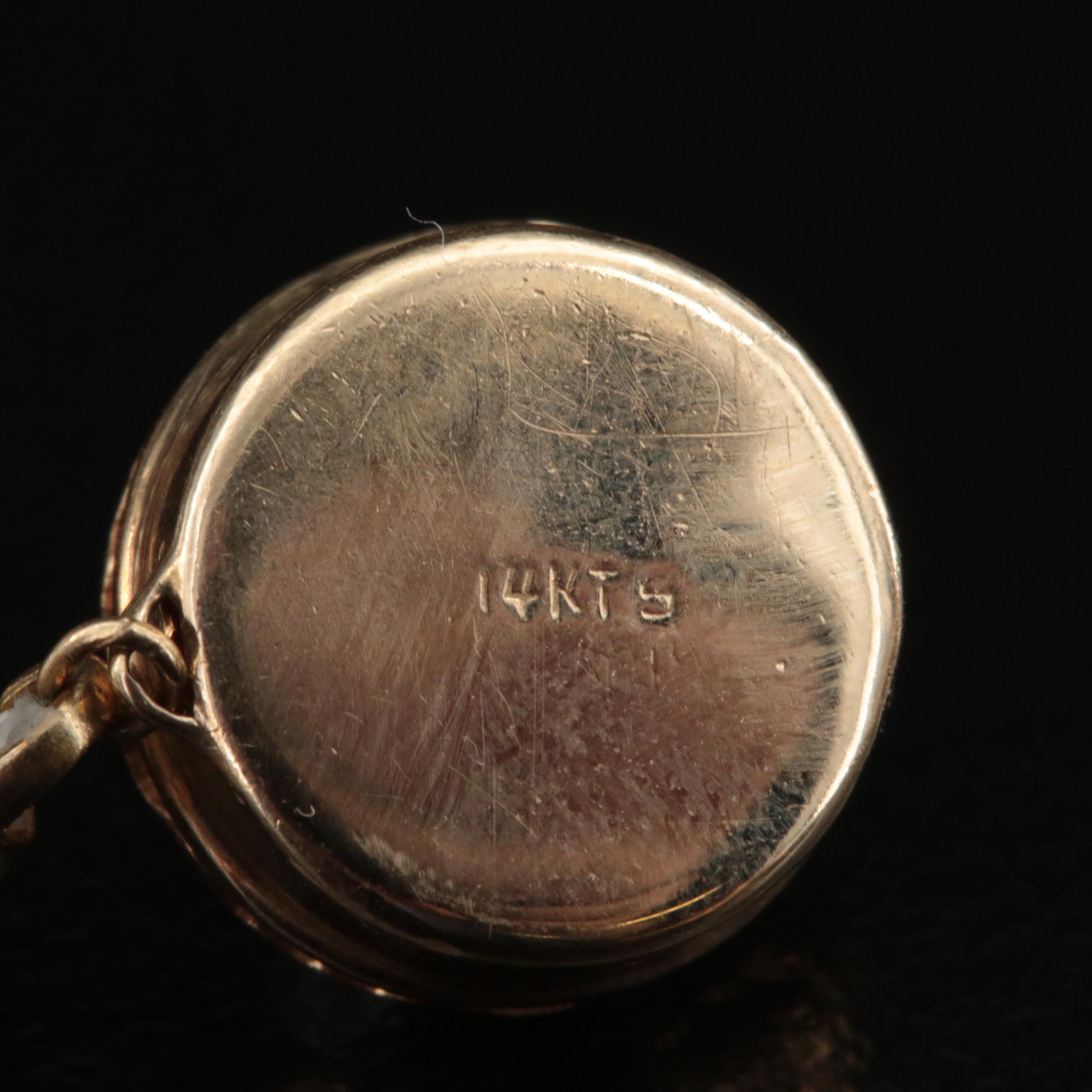 Pearl Necklace with 14K Clasp