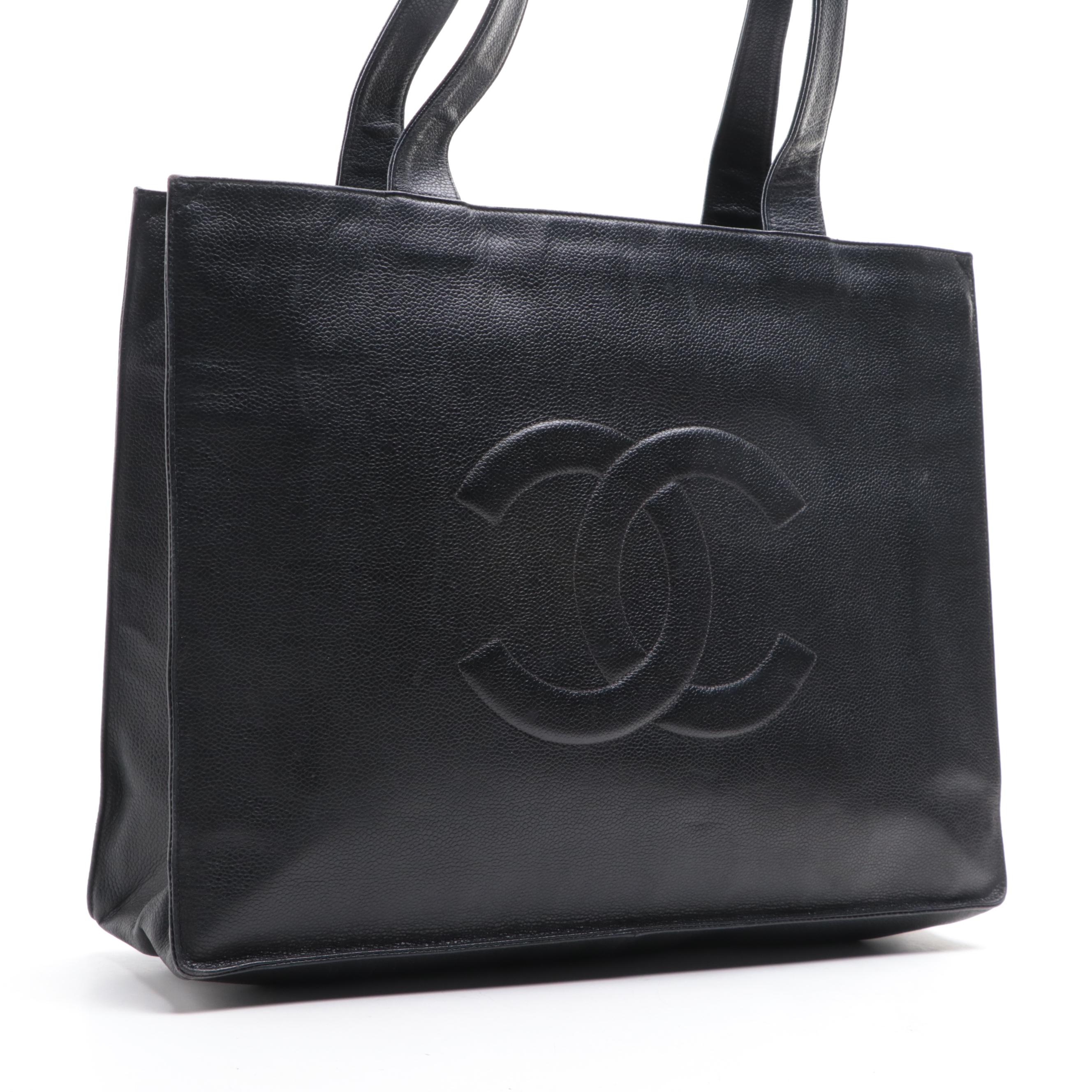 Chanel CC Medium Shoulder Tote in Black Caviar Leather