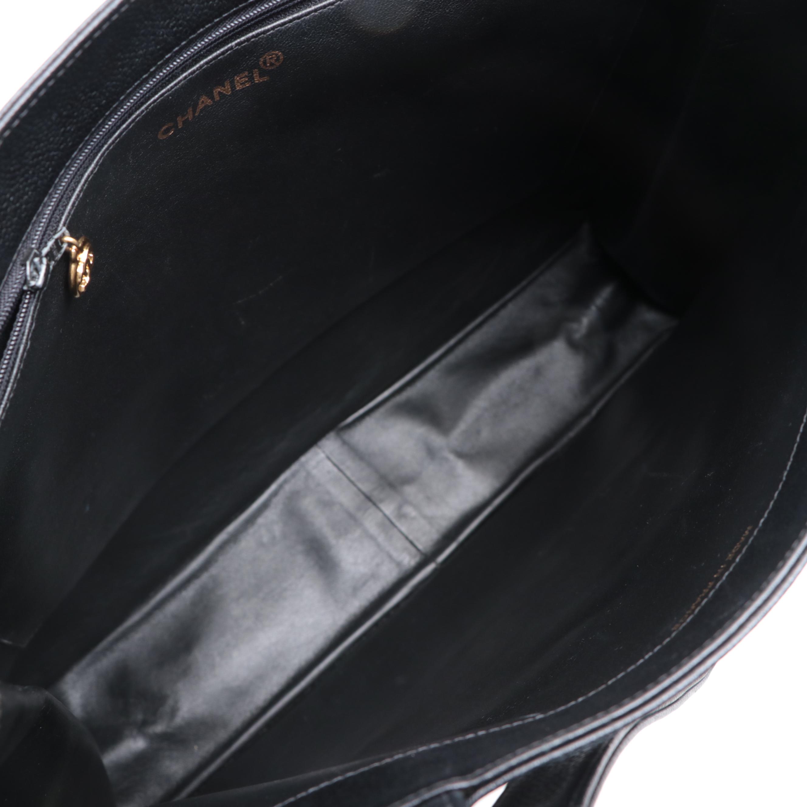 Chanel CC Medium Shoulder Tote in Black Caviar Leather